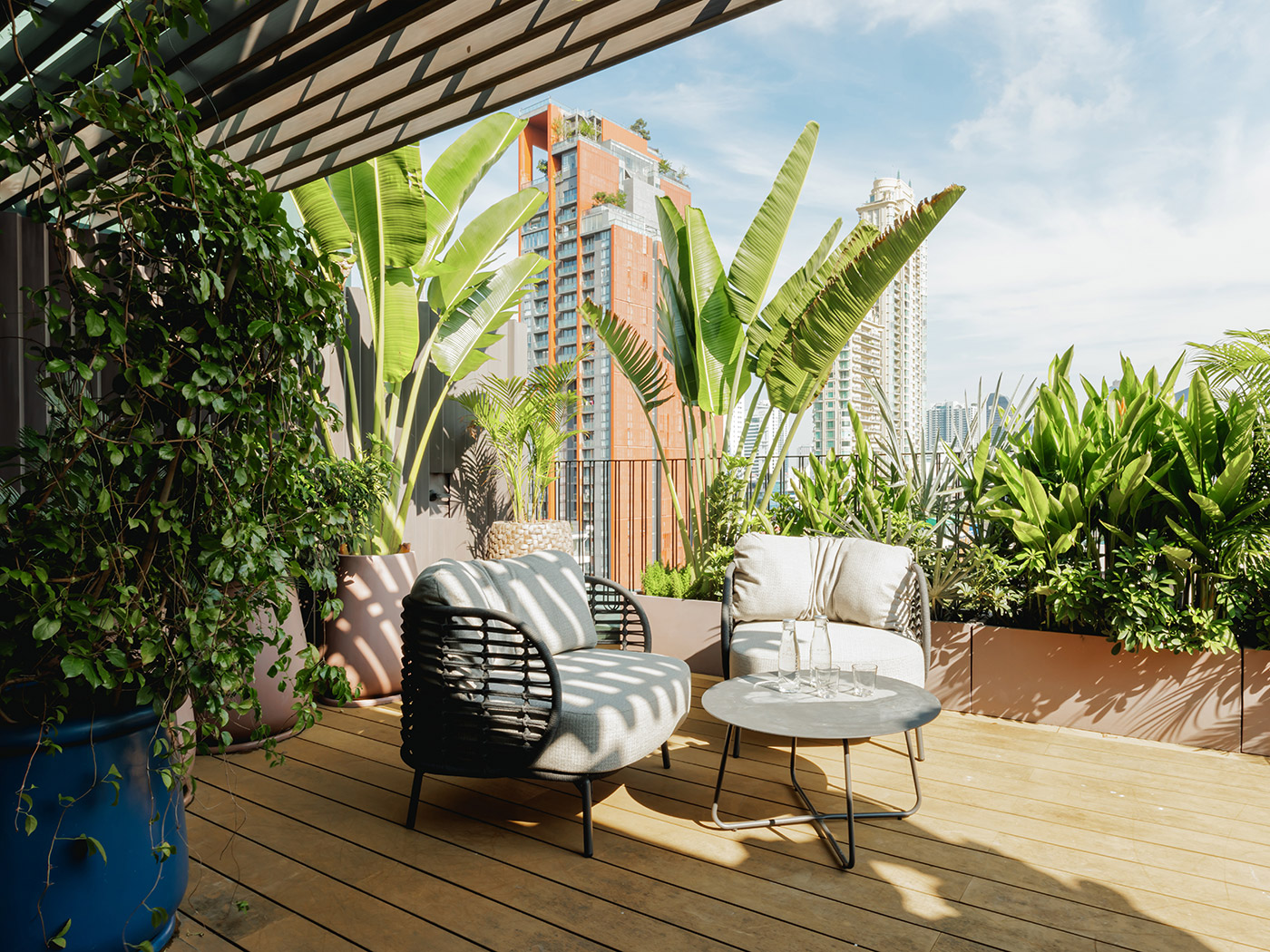 Public House Bangkok Sky Terrace R V2 08