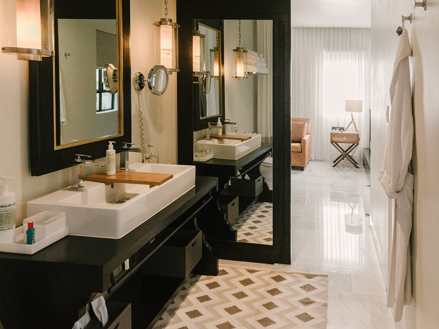 Hotel Matilda Junior Suite One King Bed R 07