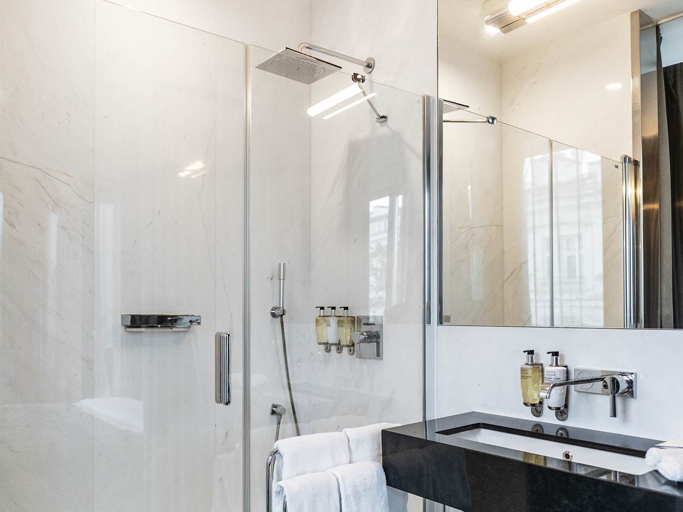 H15 Boutique Hotel Signature Junior Suite R 03