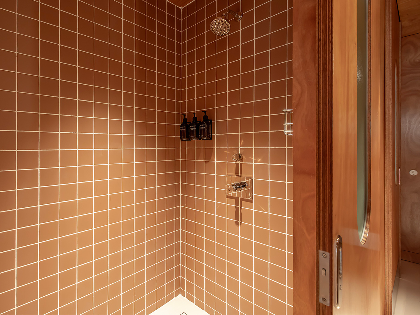 Rooms Batumi Bunk Cabin R 06