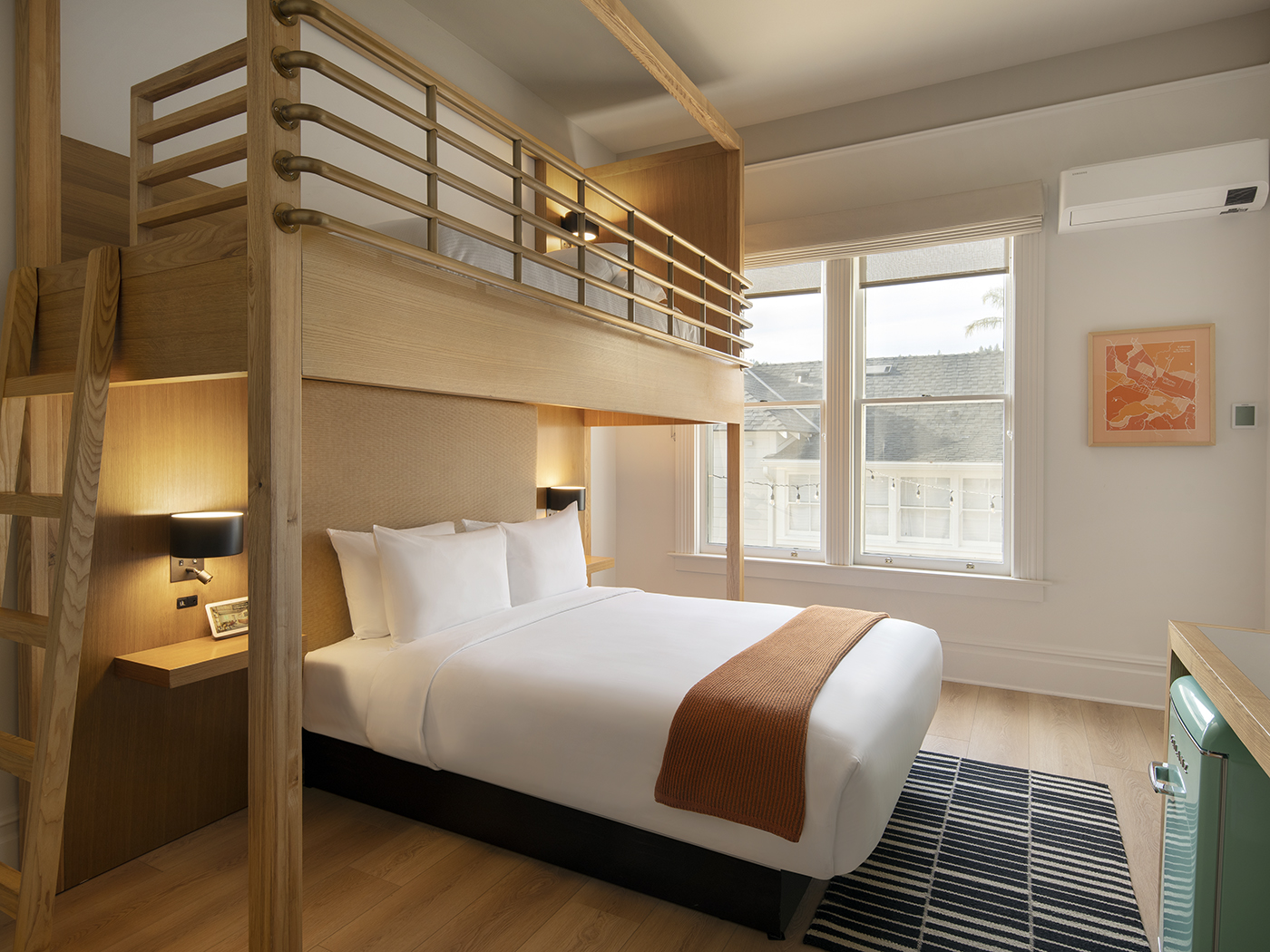 Dr Wilkinsons Family Room Queen Twin Bunk V2 R 01