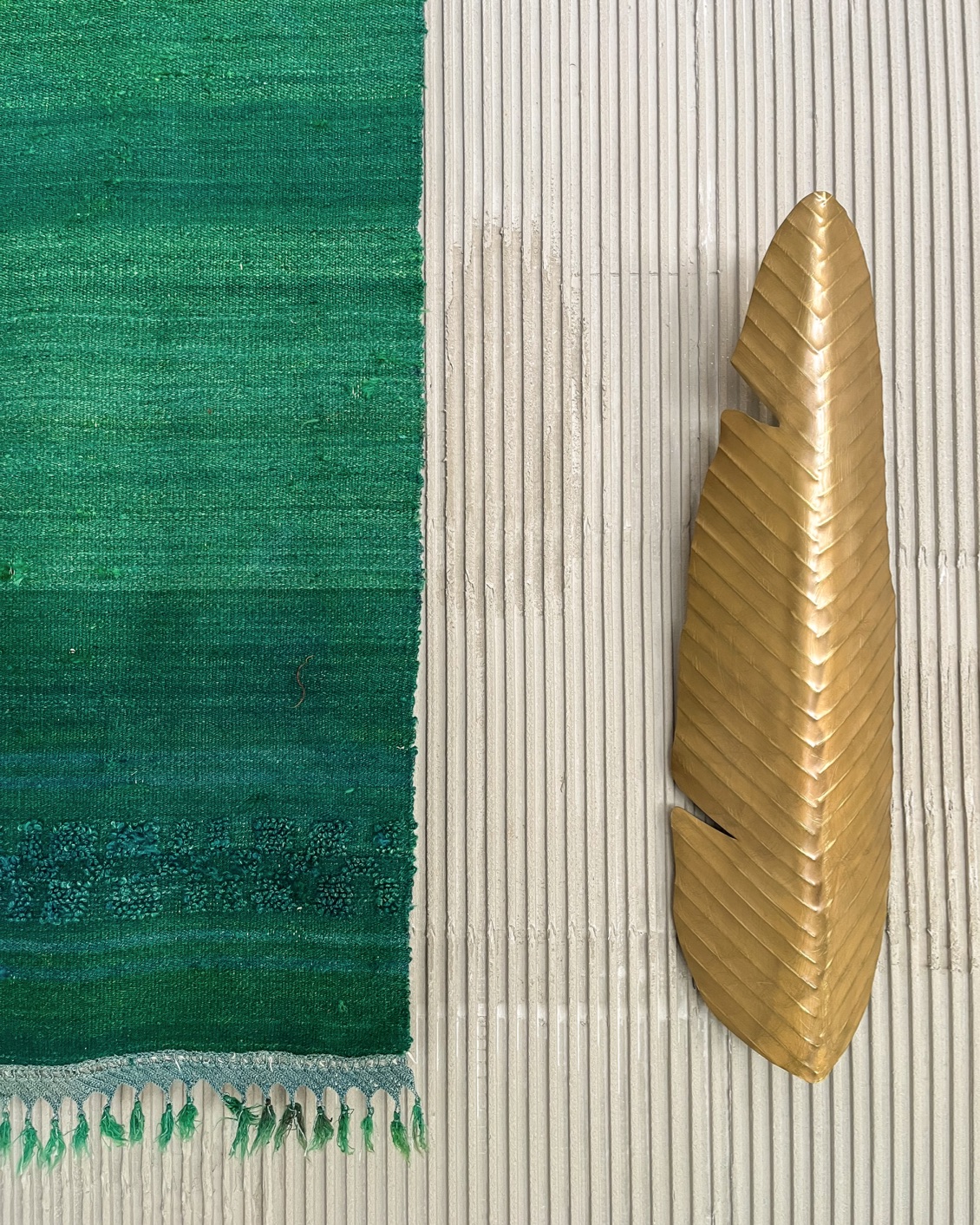 007.2 BP Weaving Myth And Tradition In Crete