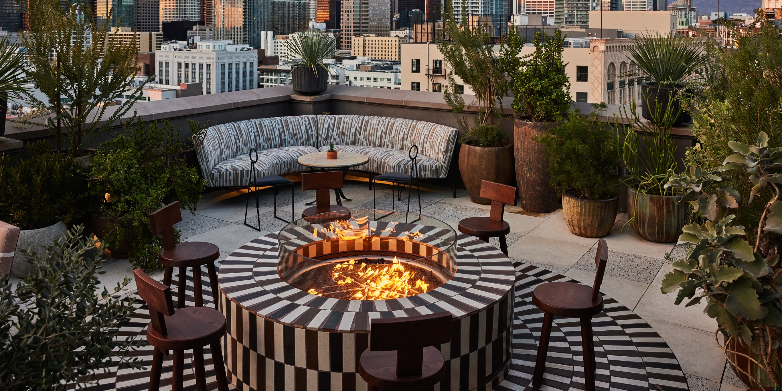 09D DH Culture Memphis Style