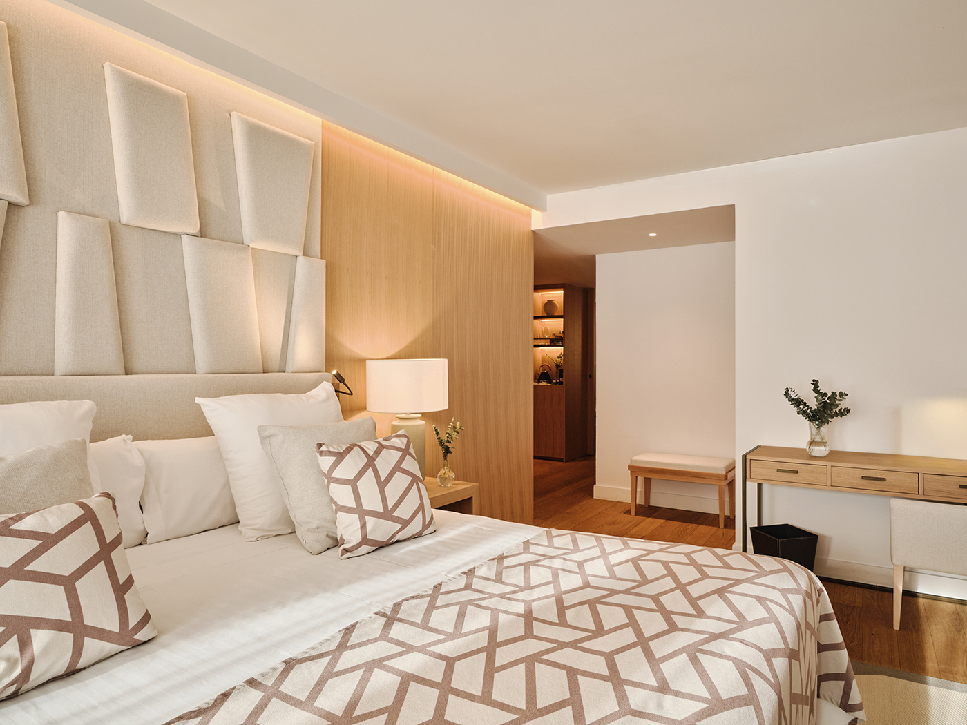 Hospes Palau De La Mar Deluxe Triple Room R 03