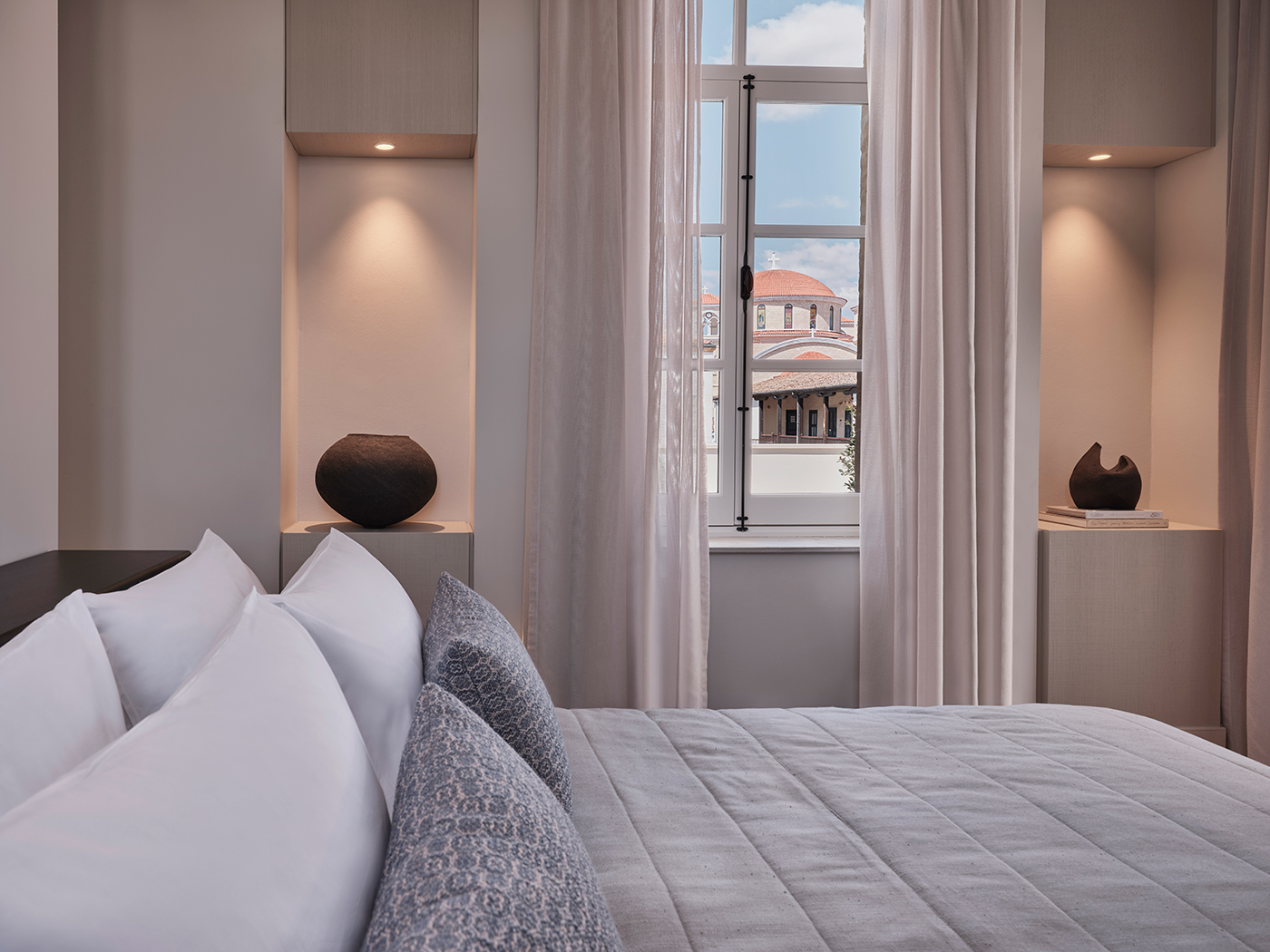 Amyth Two Bedroom Suite Terrace R 04