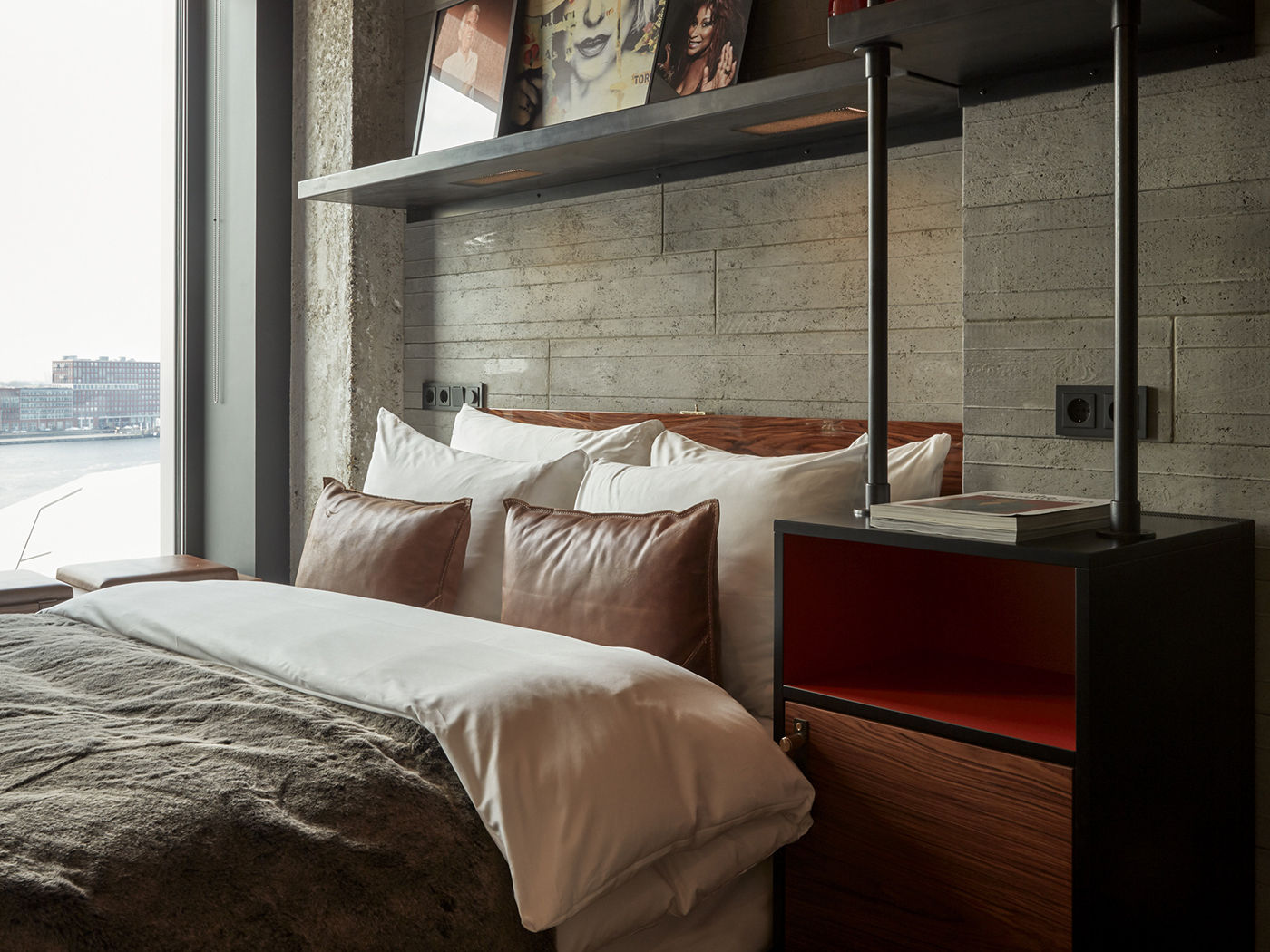 Sir Adam Sir Deluxe City View V3 R 2