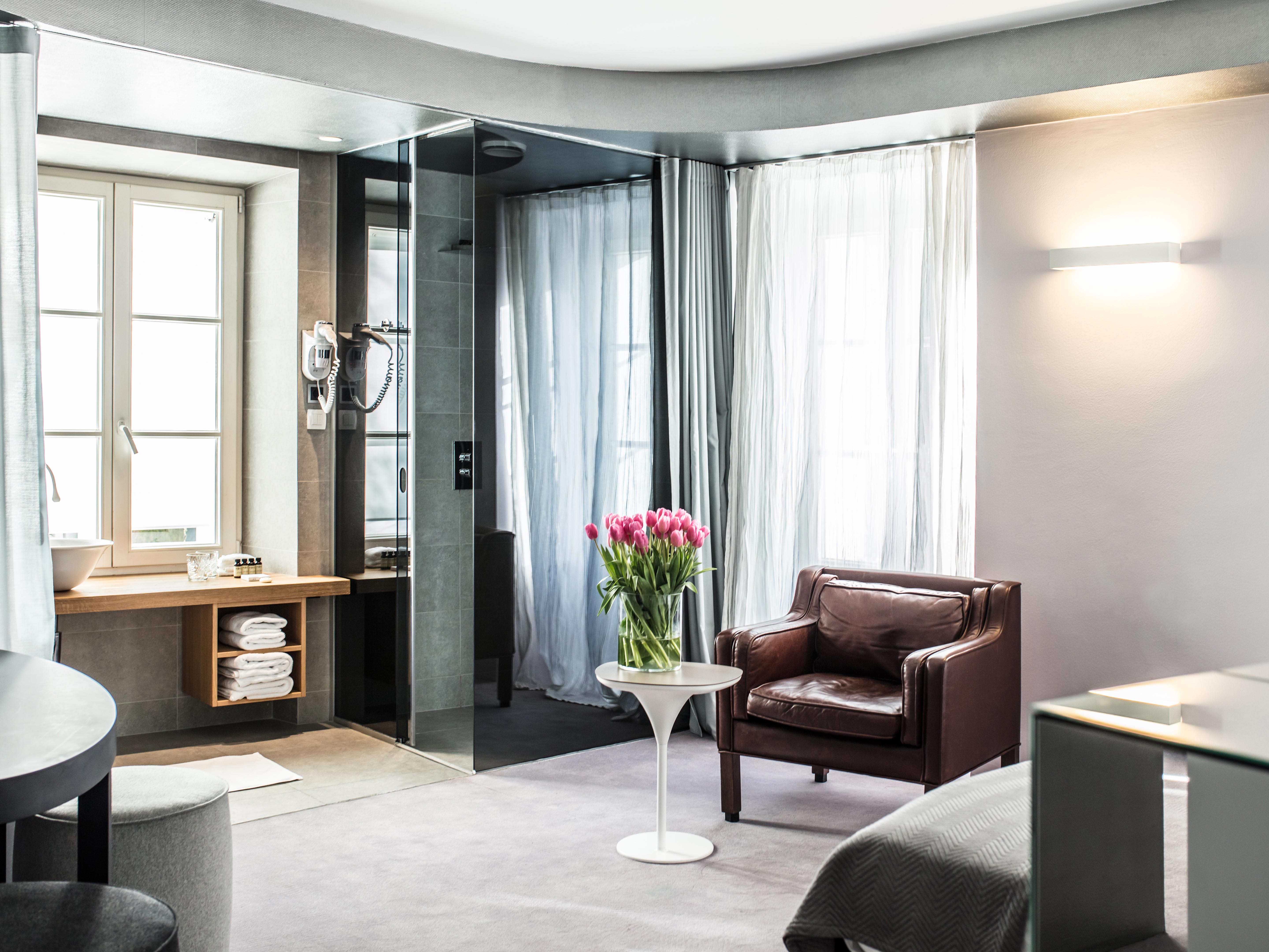 River Front, Vander Urbani Resort