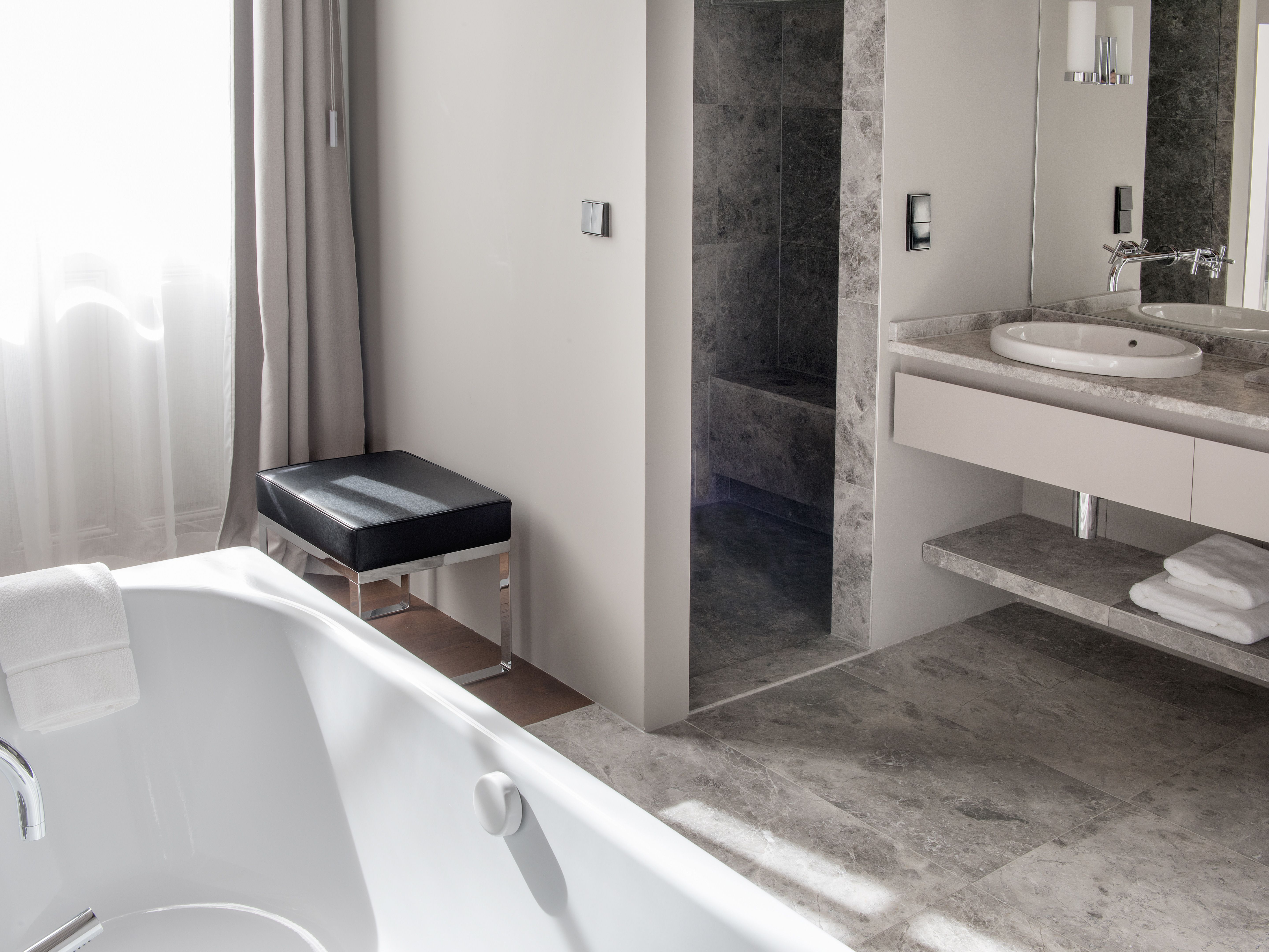 Hotel de Tourrel Bathroom in Provence