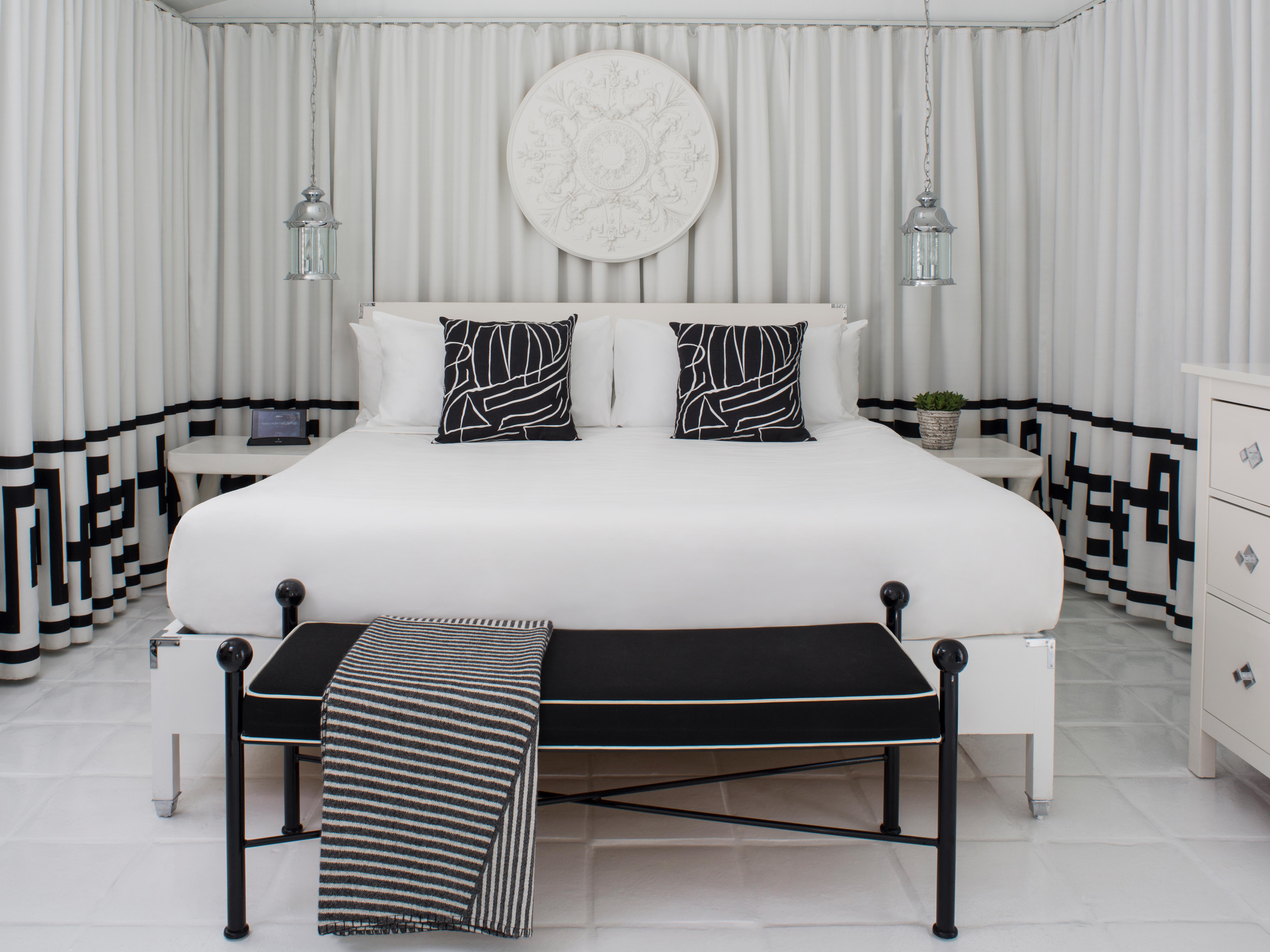 Avalon Palm Springs One Bedroom Bungalow V2 R R