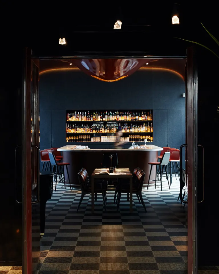 15 Destination Paris Les Bains Bar