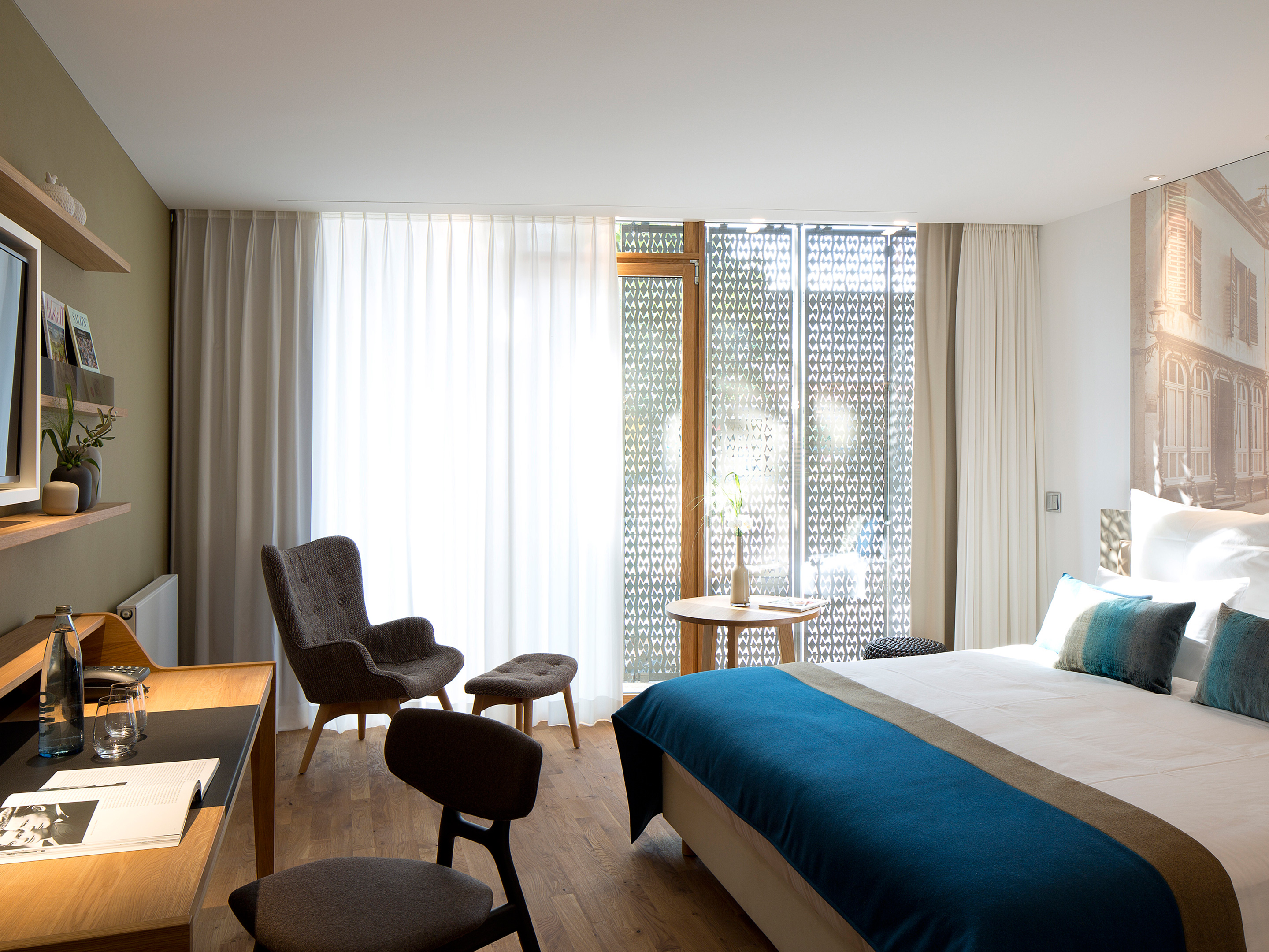 La Maison City Side Room R R2 1