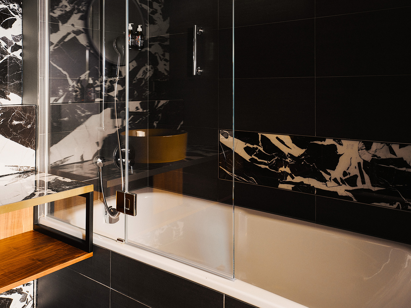 The Home Superior Suite Signature R V2 08