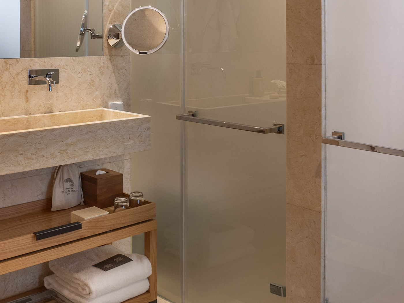 Memmo Principe Real Superior Room R 03