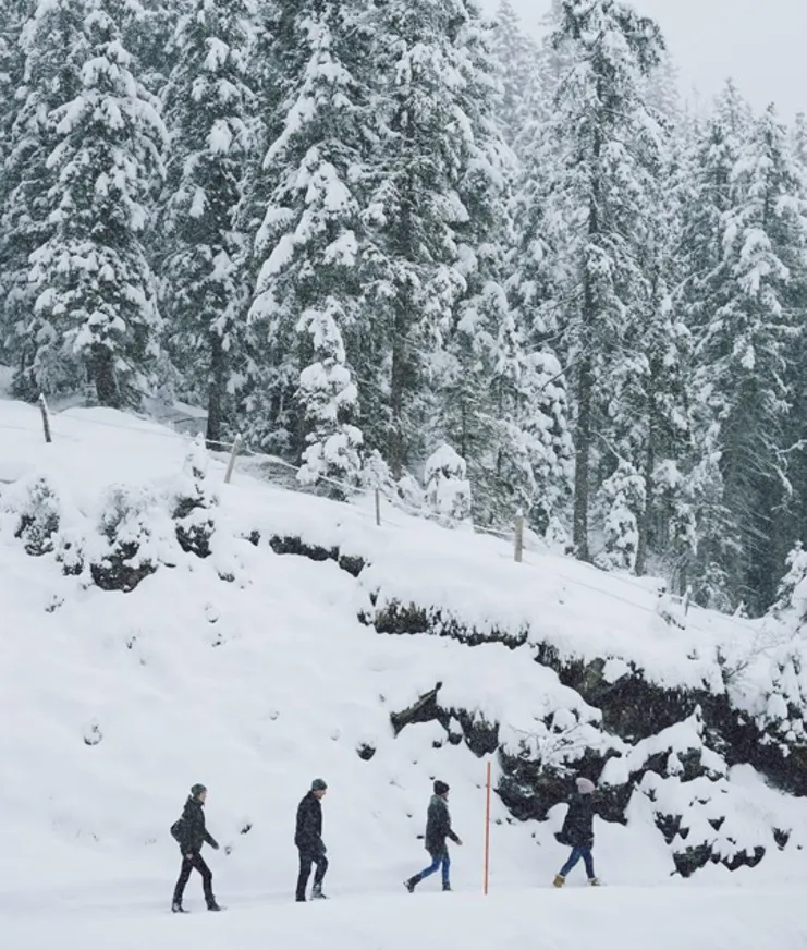 006 Mbo Cambrian Adelboden Winter Hiking Adventure