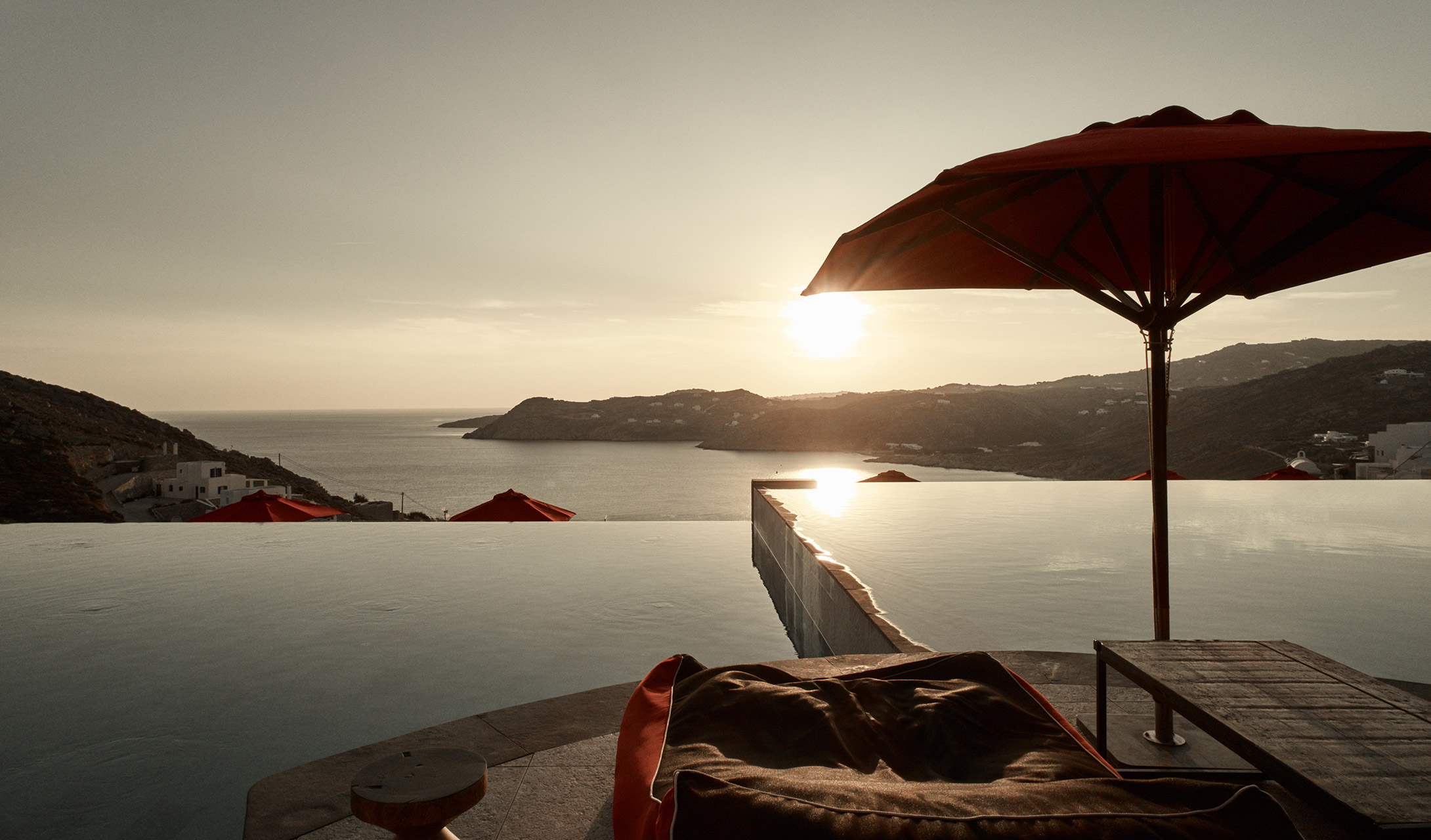 G 04 Myconian Avaton