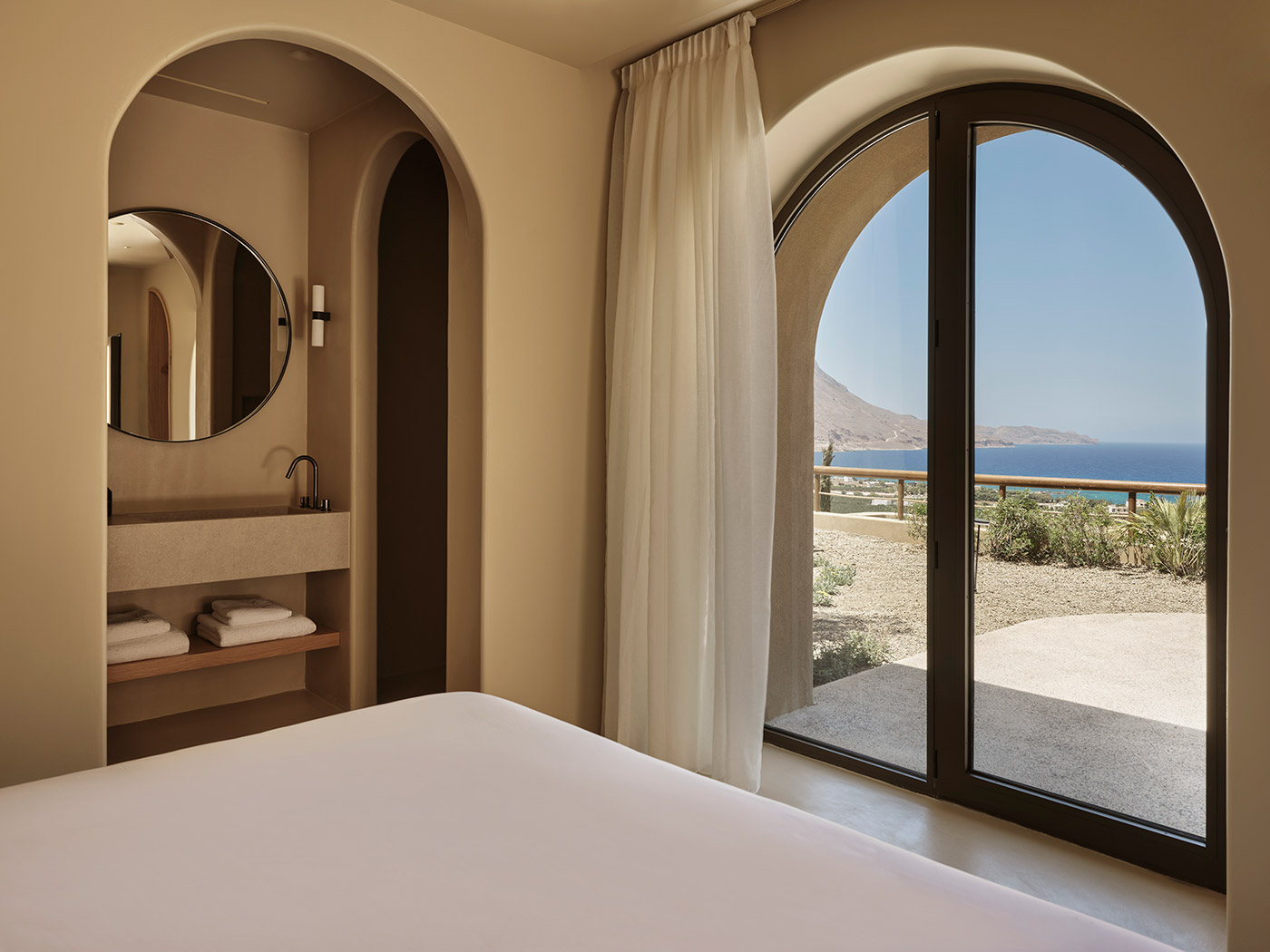 Tella Thera Superior Suite R 02