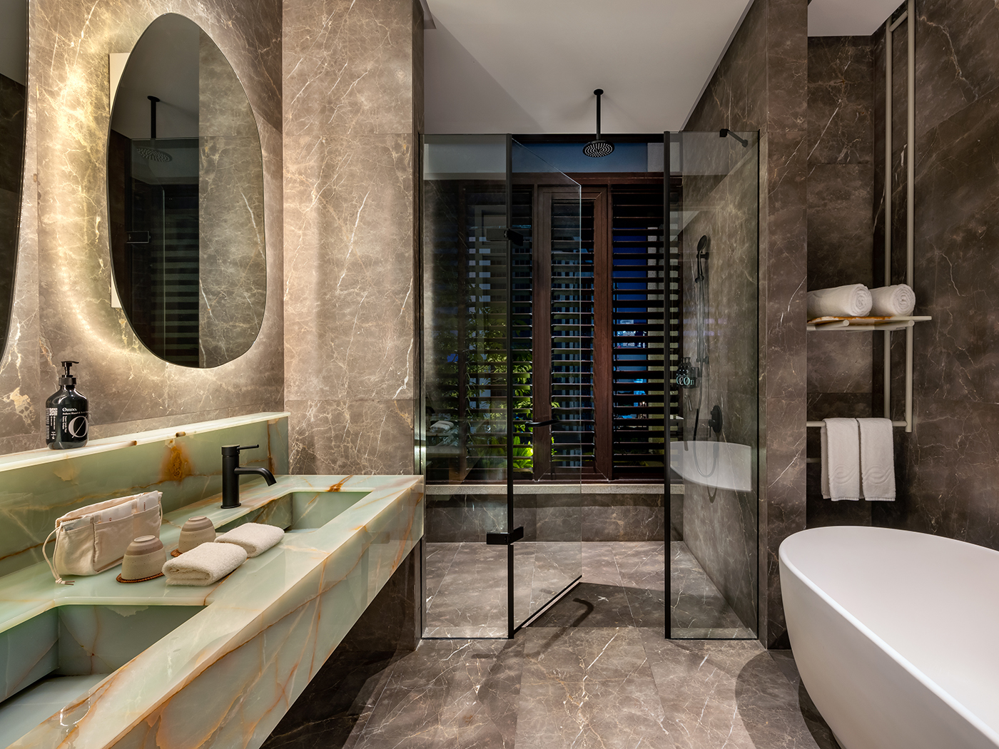 Else Else Suite R 07