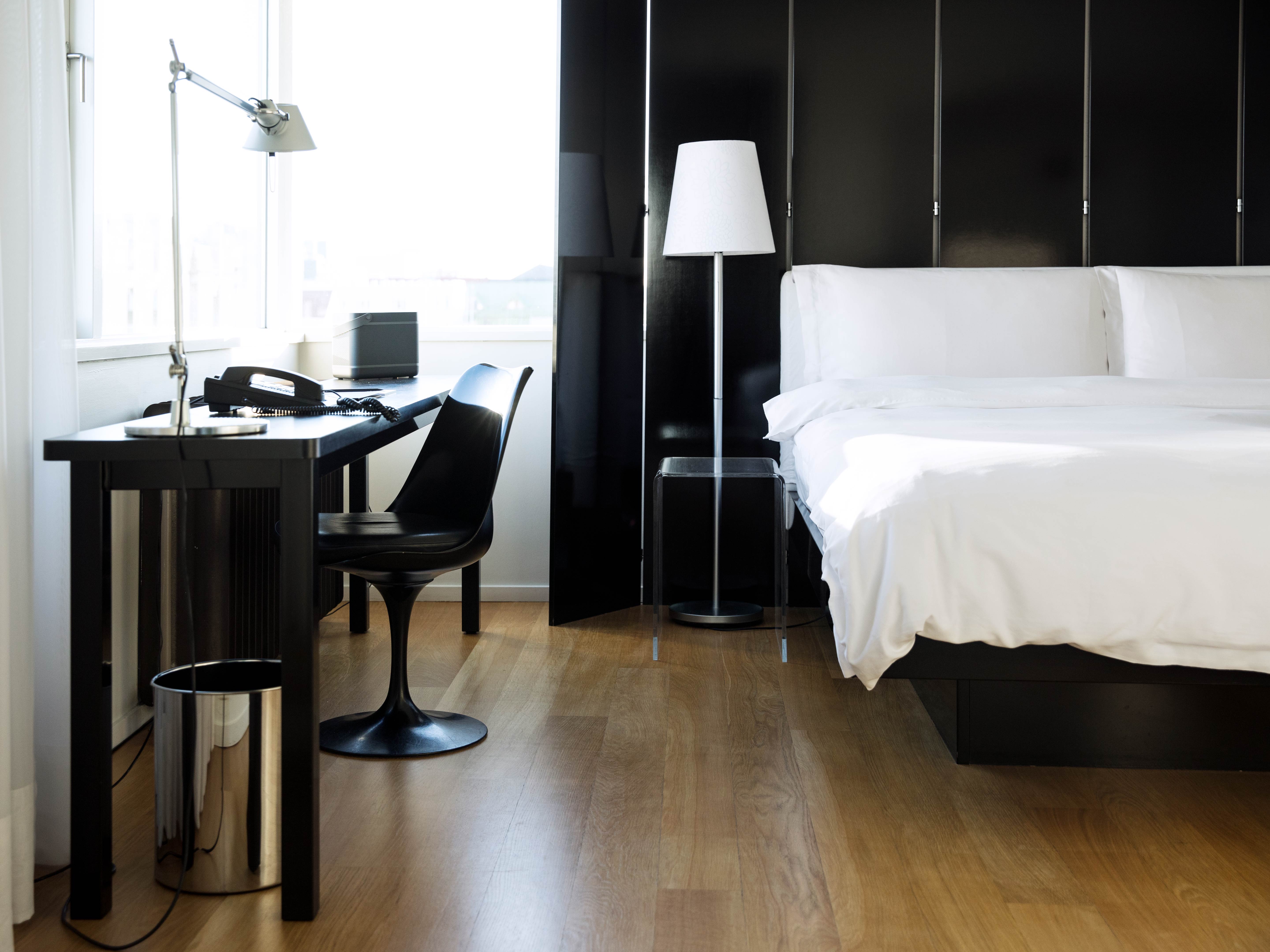 Corner Suite Balcony, 101 Hotel