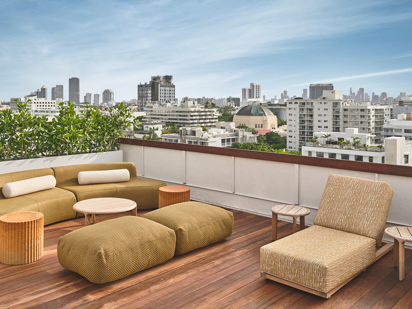 Shelborne By Proper Two Bedroom Terrace Suite R V2 01