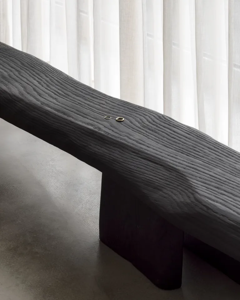 06 DH Homestory With Deglan Lilian Von Trapp Store Wooden Bench Detail