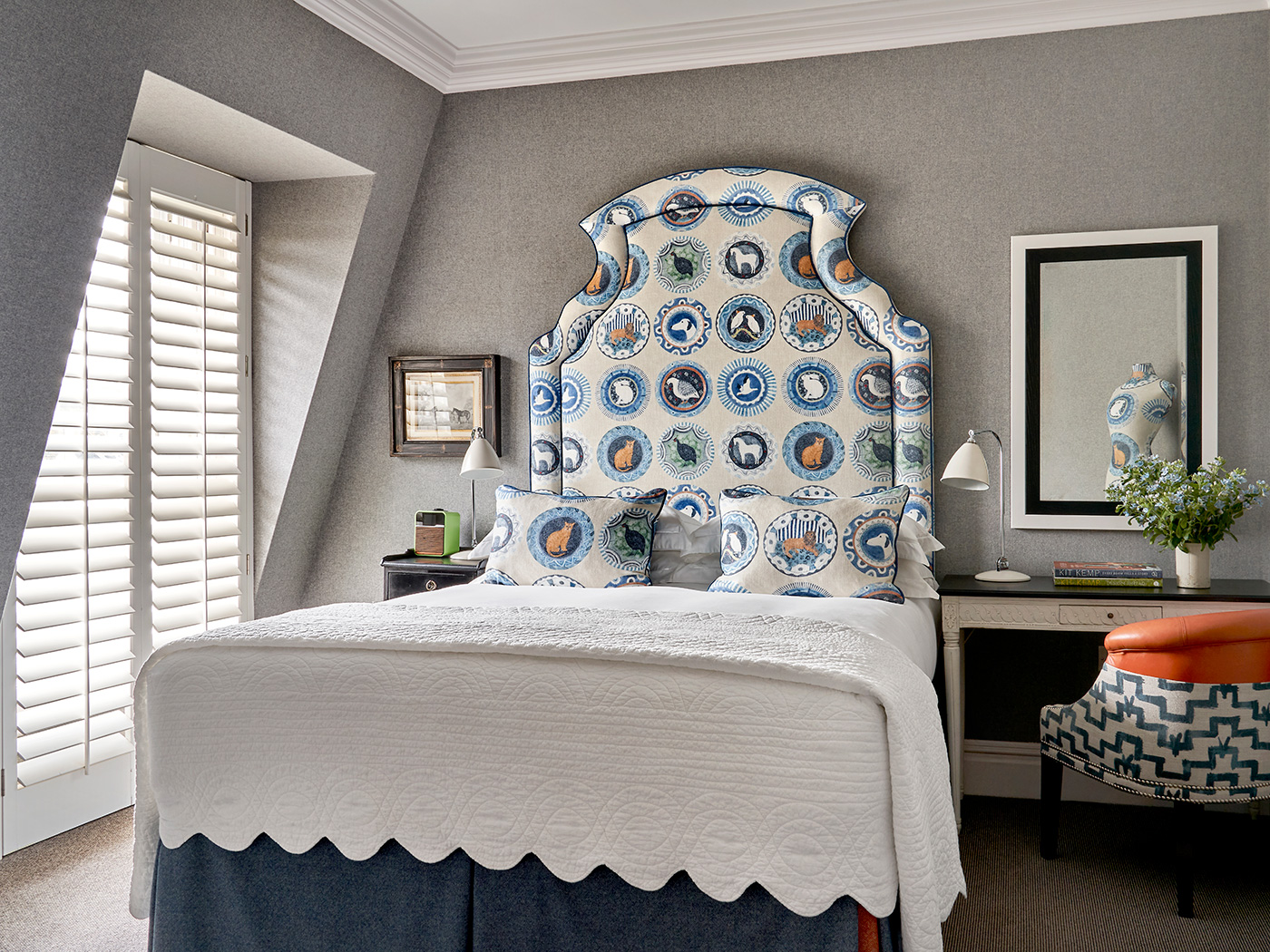 Dorset Square Deluxe Room R 03