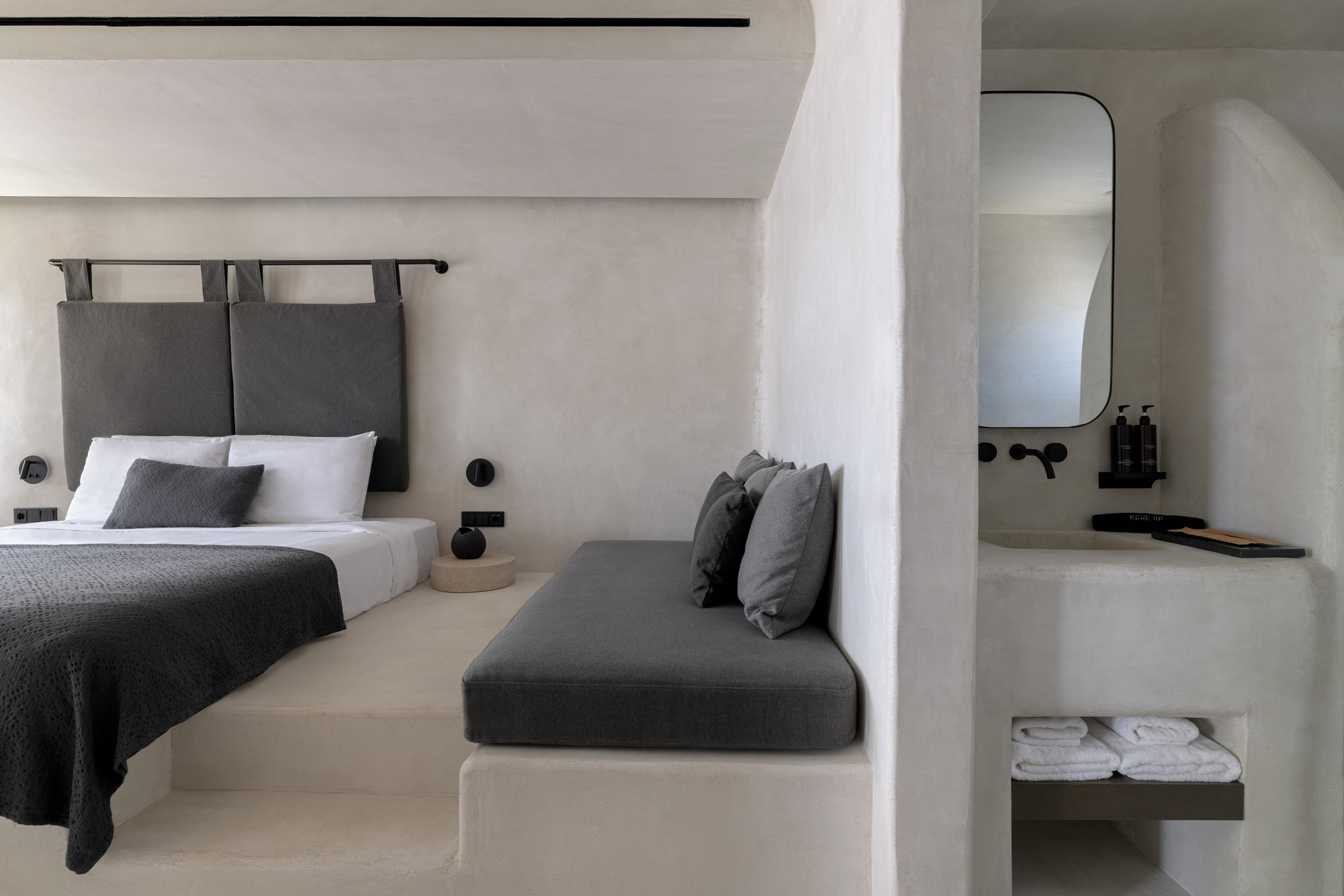 G 28 Rocabella Mykonos