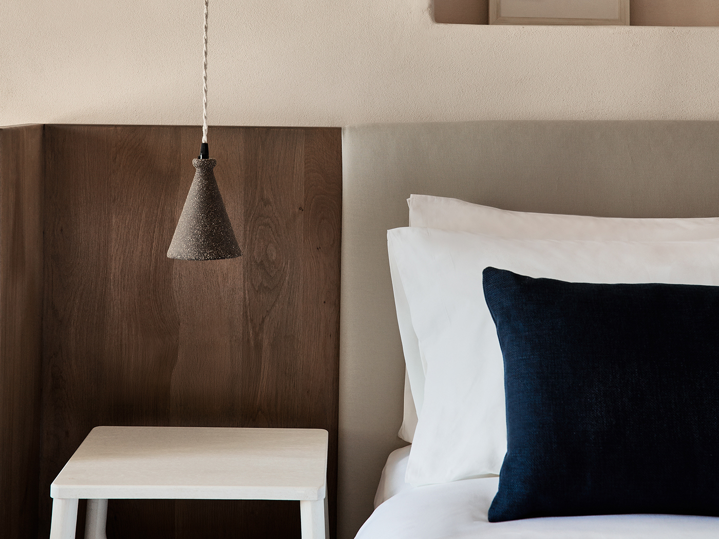 Istoria Tarina Suite R 03