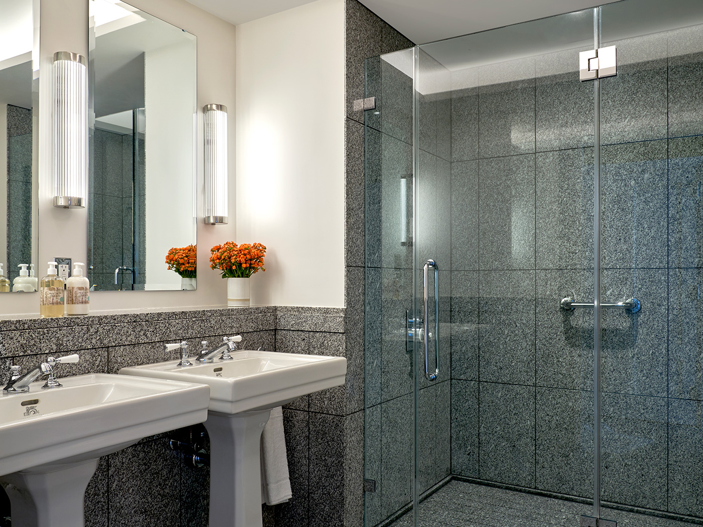 Warren Street Luxury Room R 05