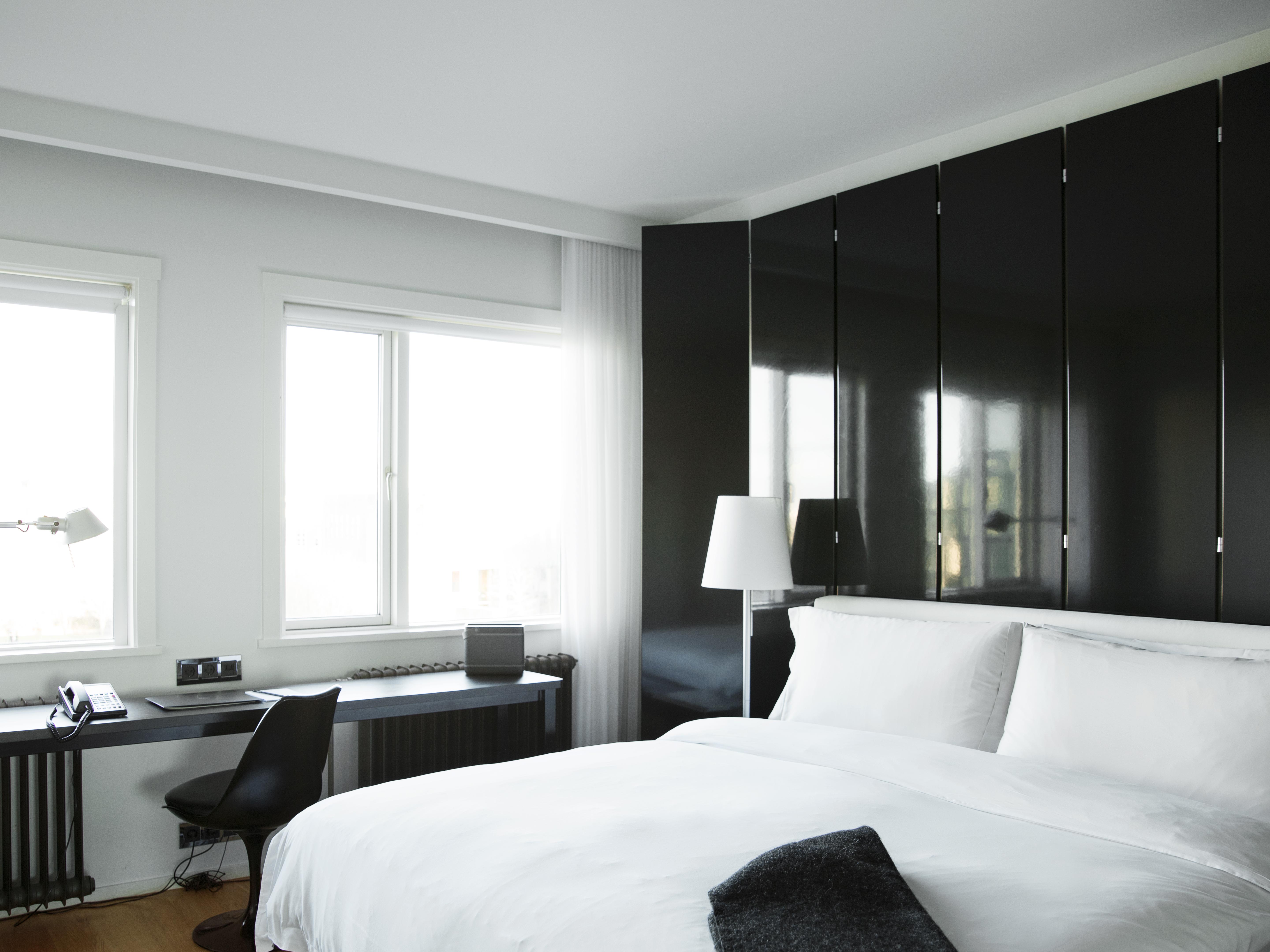 Deluxe King Room, 101 Hotel