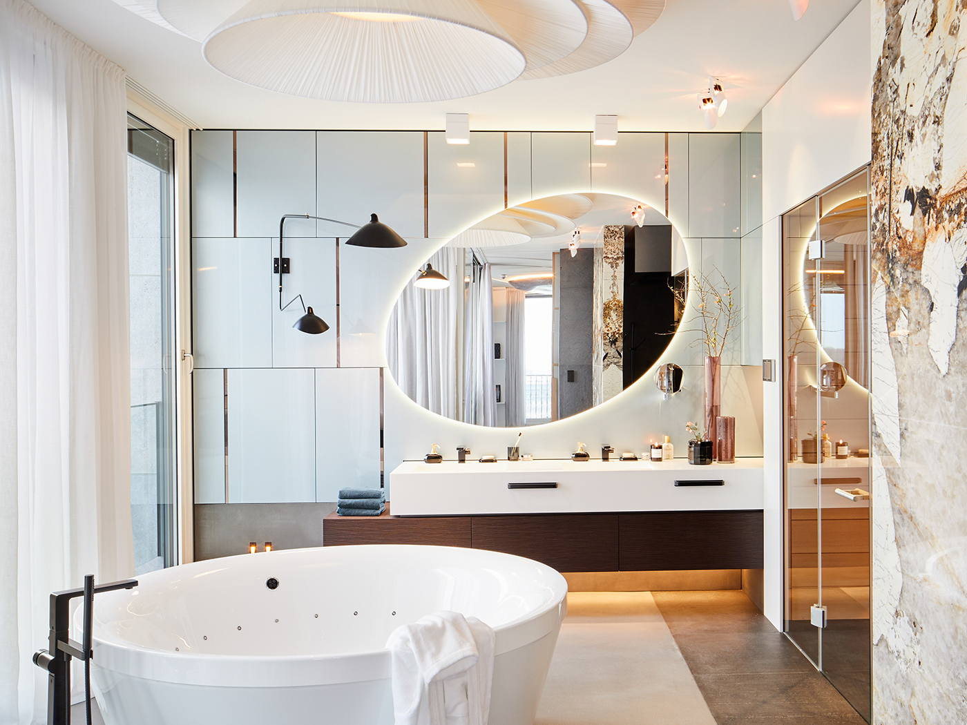 Qvest Penthouse R 10