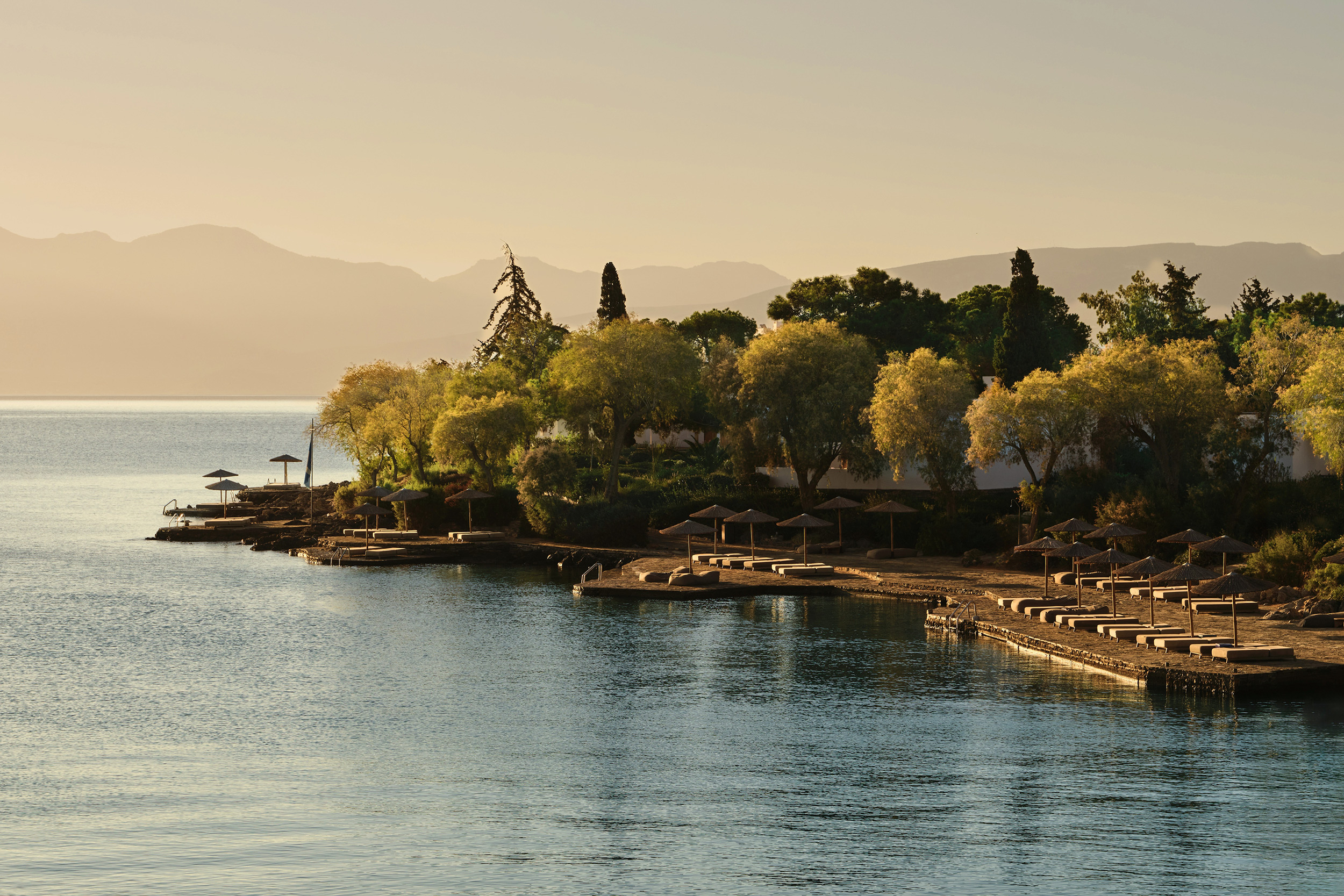 G 06 Minos Beach Art Hotel