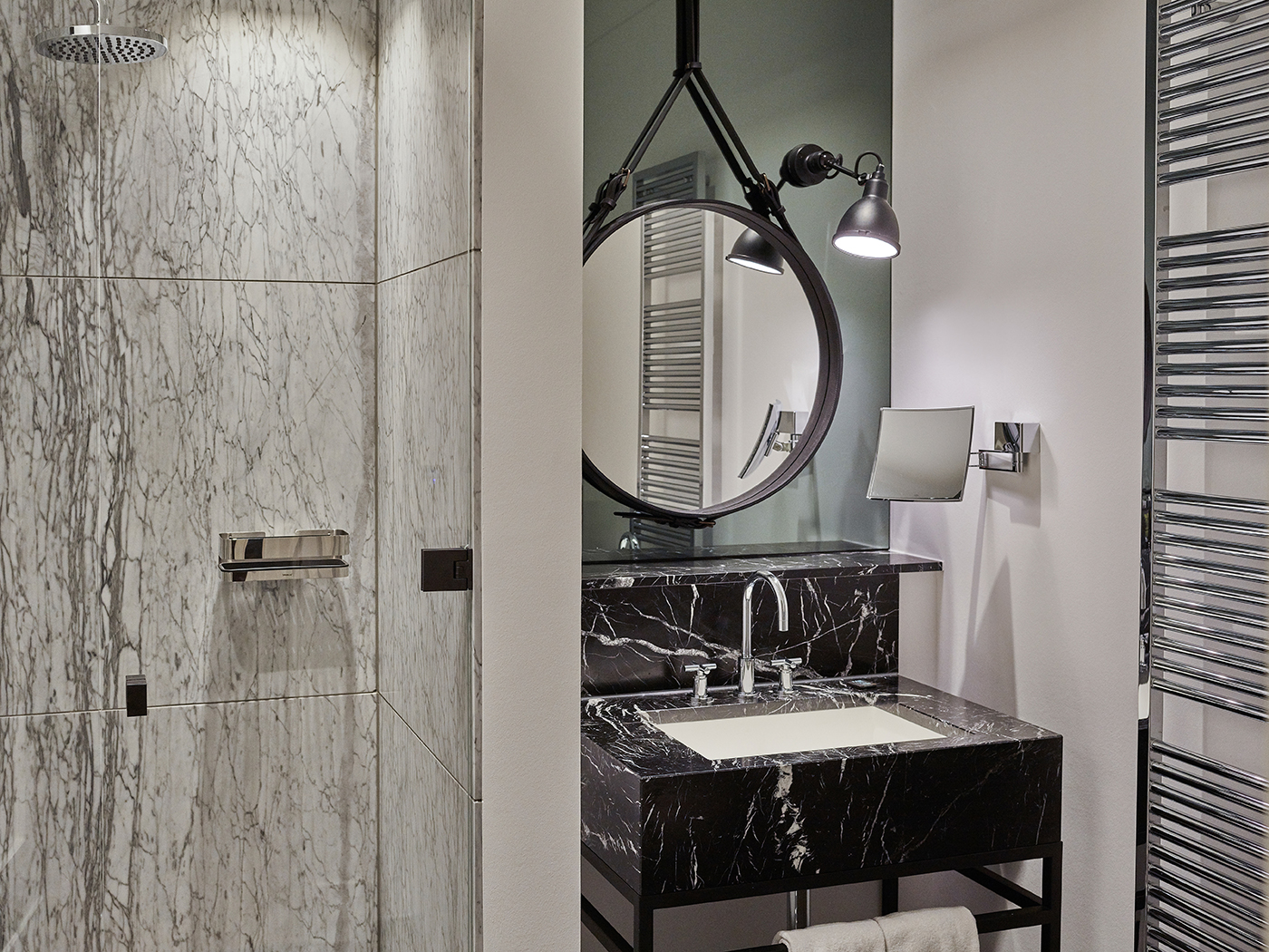 Qvest Hotel Townhouse Junior Suite R 05