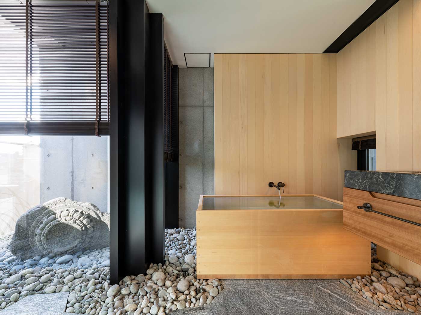 Genji Kyoto River Balcony Premium Double R 05