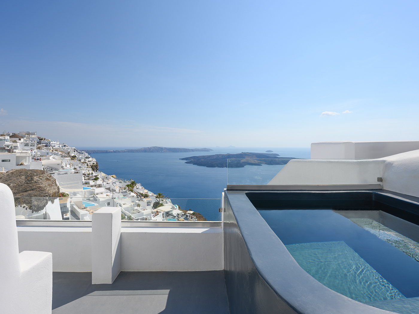 Istoria Tale Suite R 01