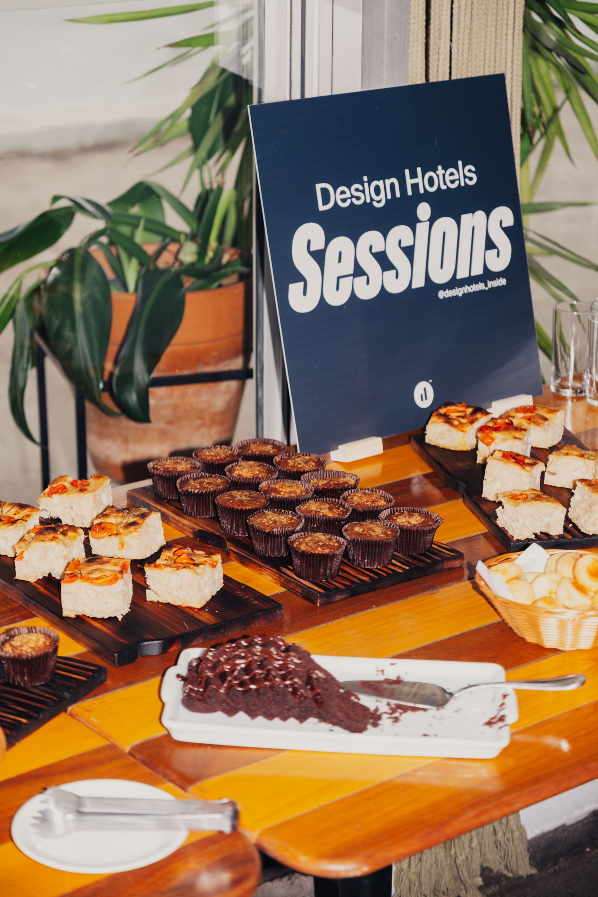 DH24 S Sao Paulo Travelpro 09