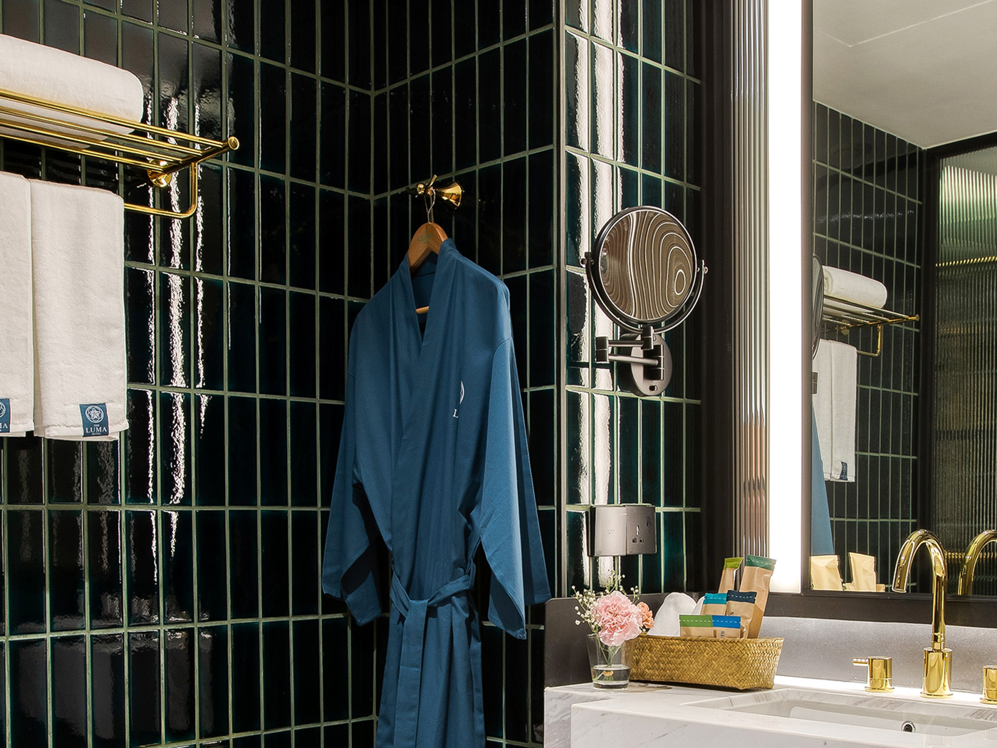 The Luma Grass Standard R 04 (1)