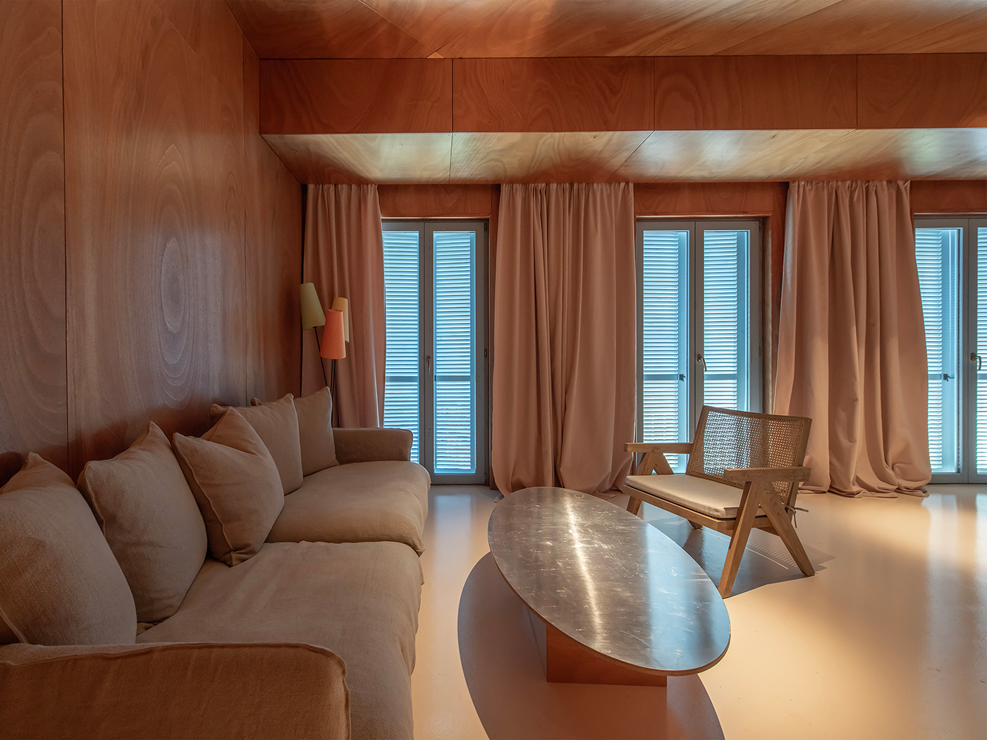 Rooms Batumi Corner Suite R 05