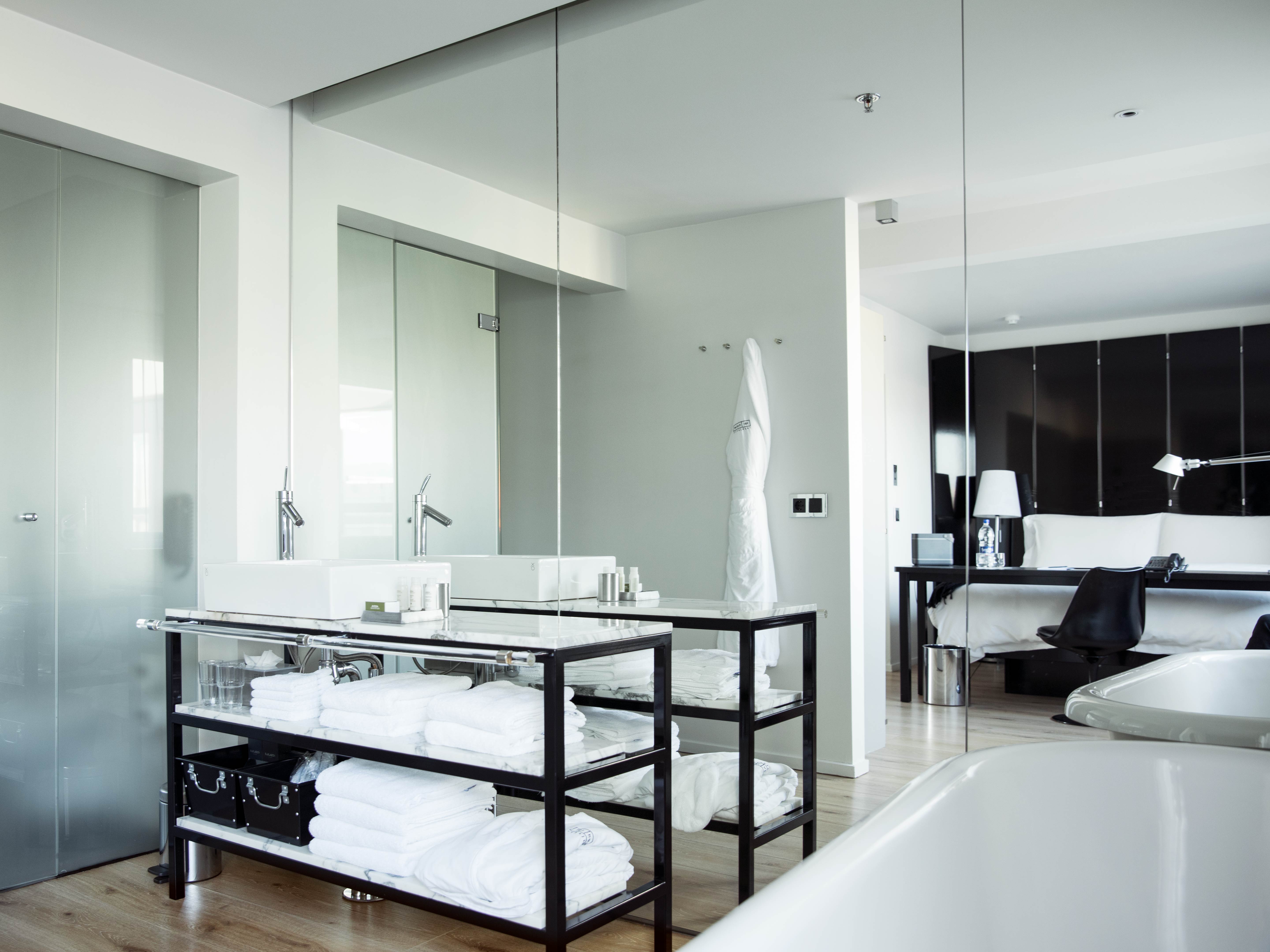 Suite Balcony, 101 Hotel