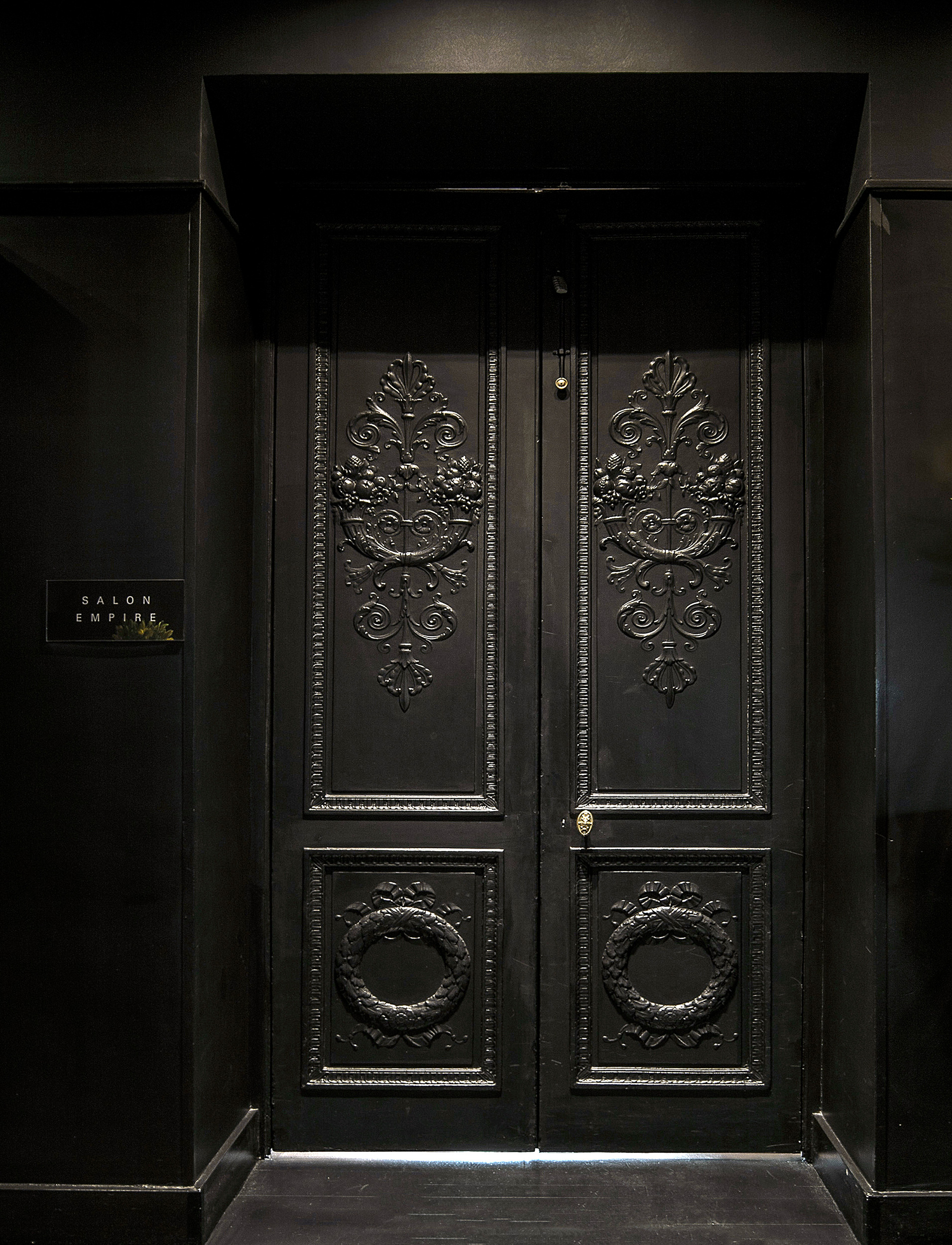 G 27 La Maison Champ Elysees