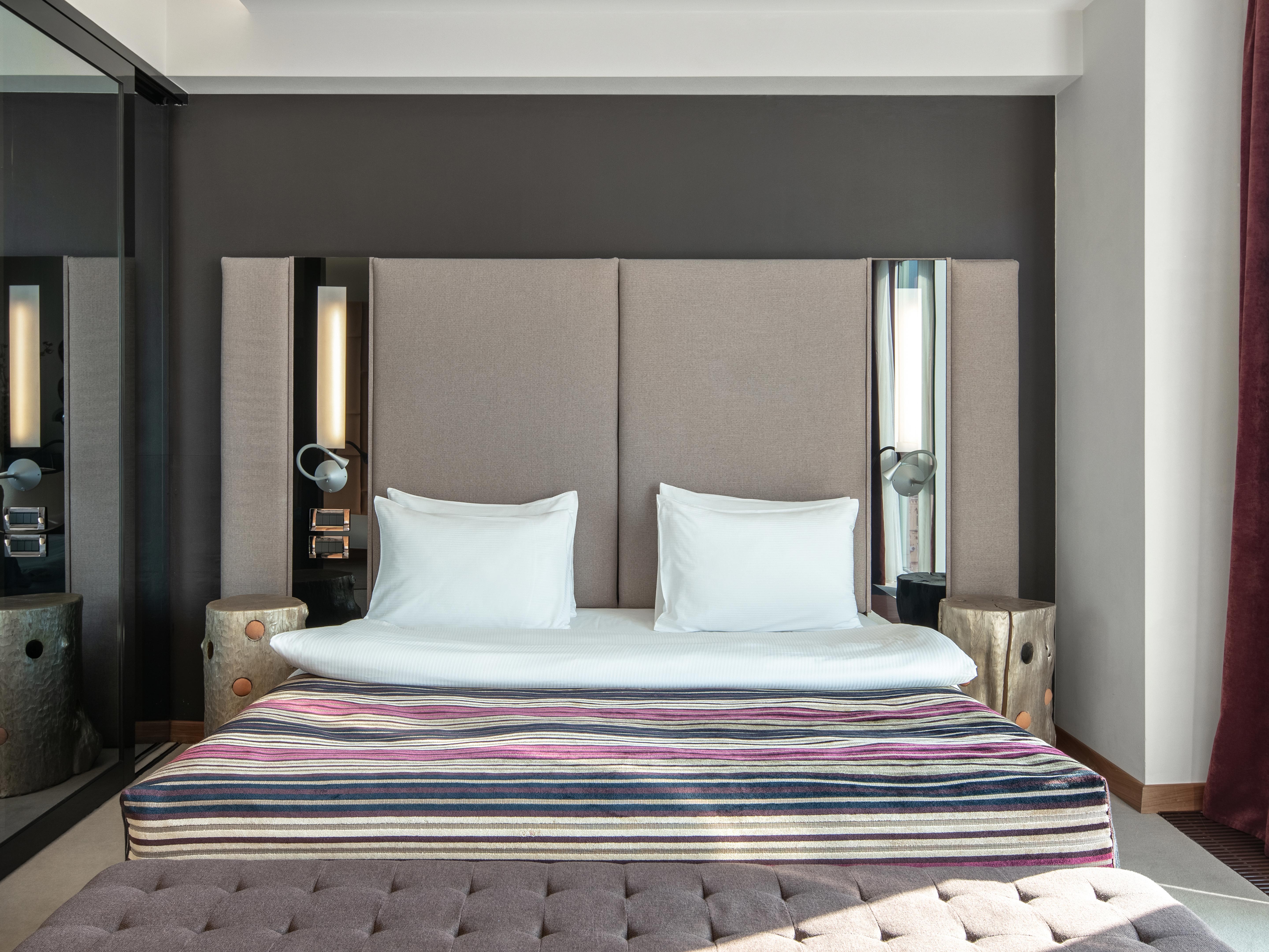 11 Mirrors Rooms in Kiev