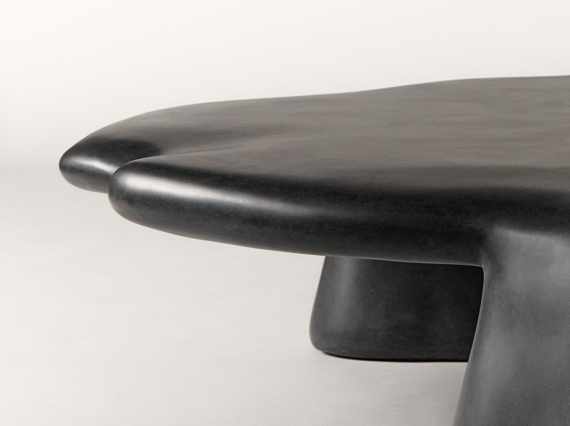 03 DH Homestory With Deglan Table Detail