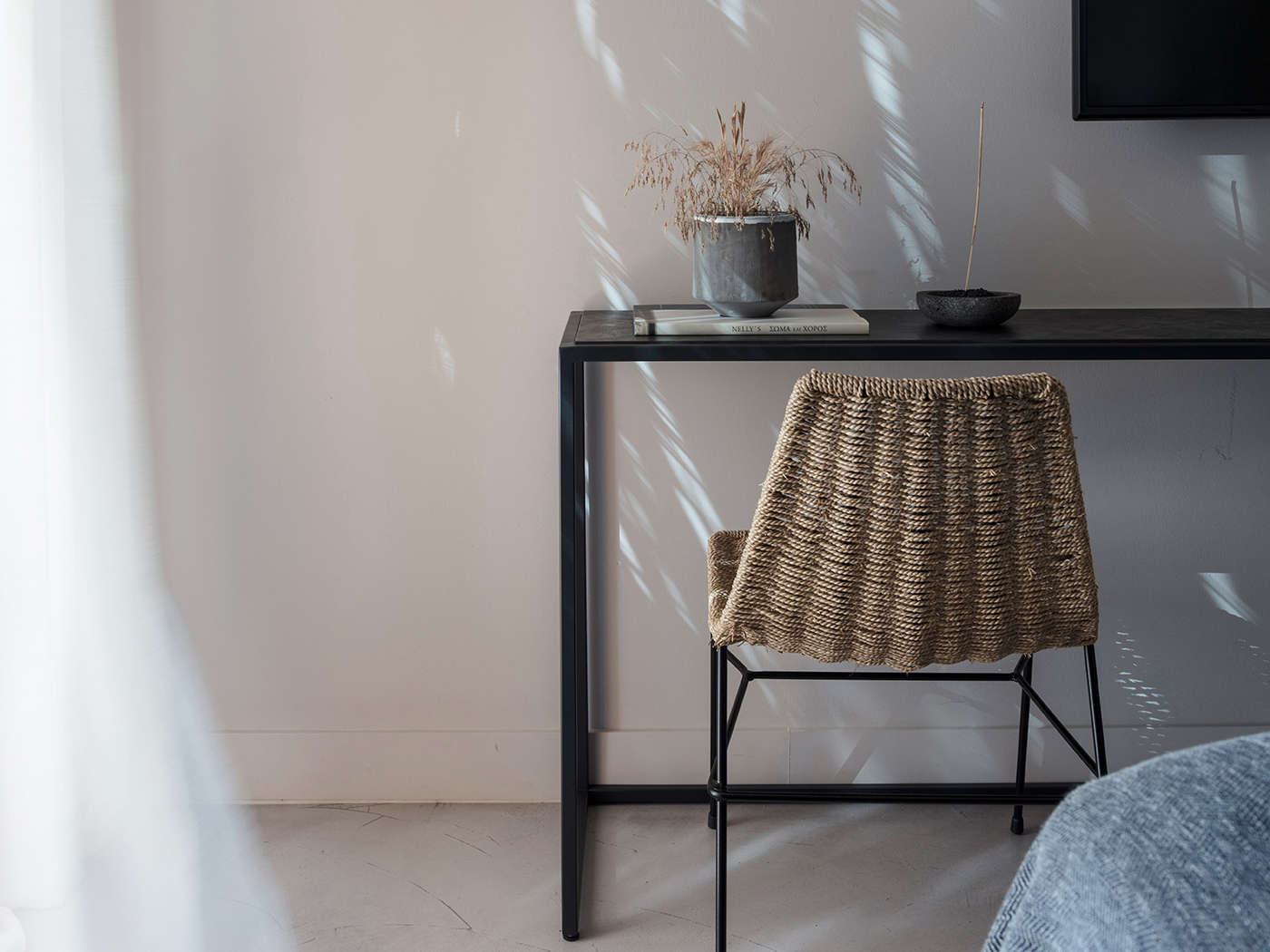 Minos Beach Seafront Bungalow V2 R 05