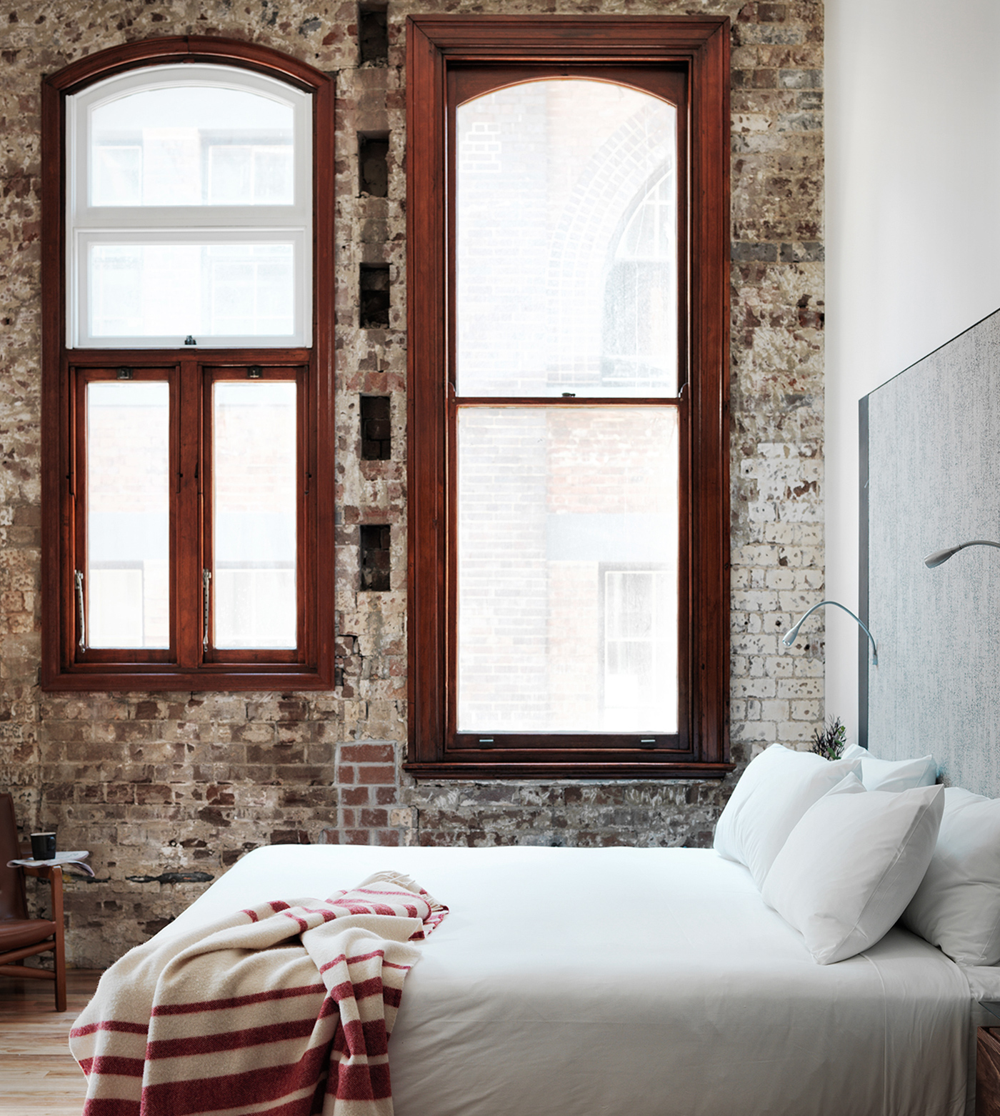 Old Clare Bedroom 07