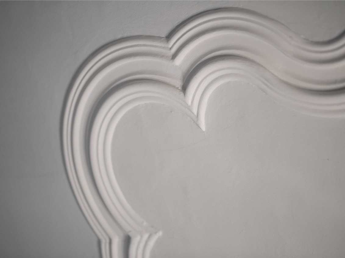 10 SP Parkhotel Mondschein Stucco Detail