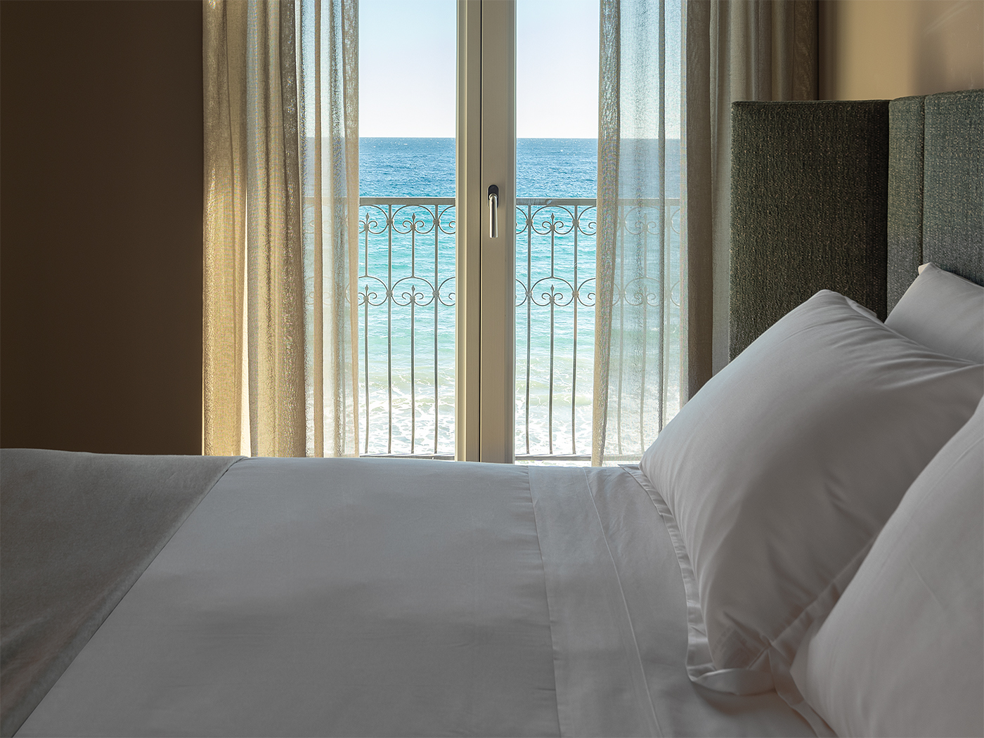 Hotel Windsor Deluxe Room V2 R 06