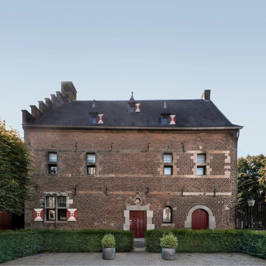 Sustainable Hotel Inhabit A