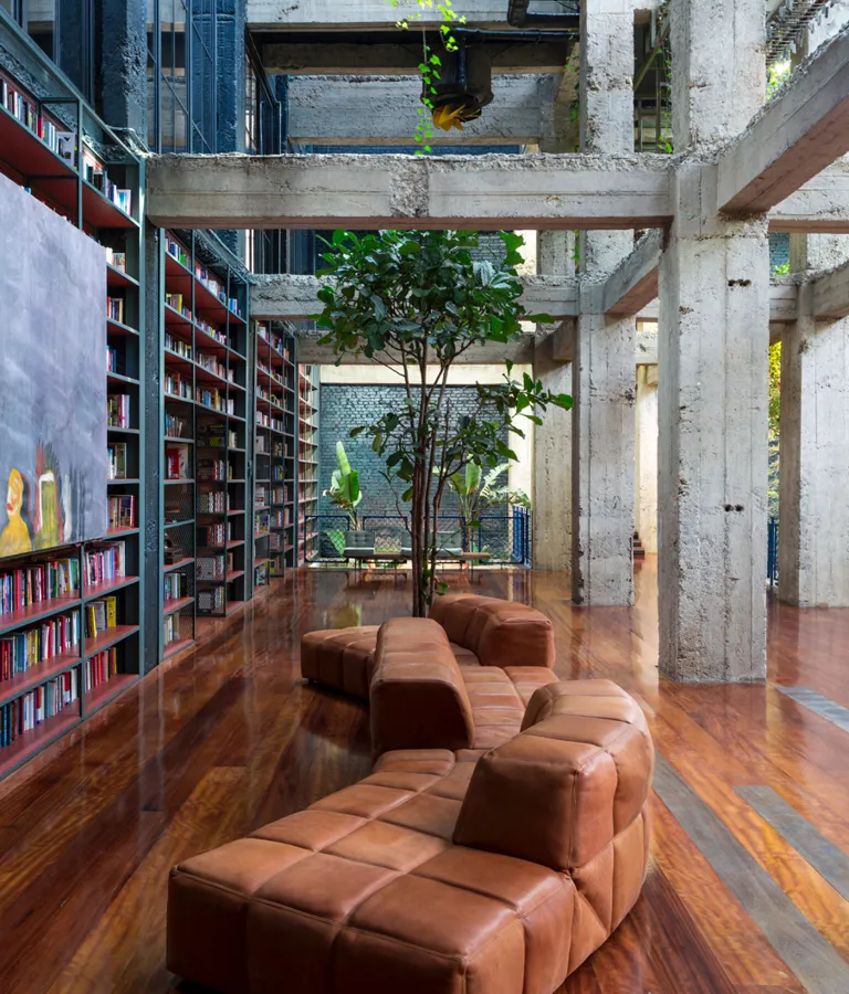 Stamba Hotel Theme Box 1