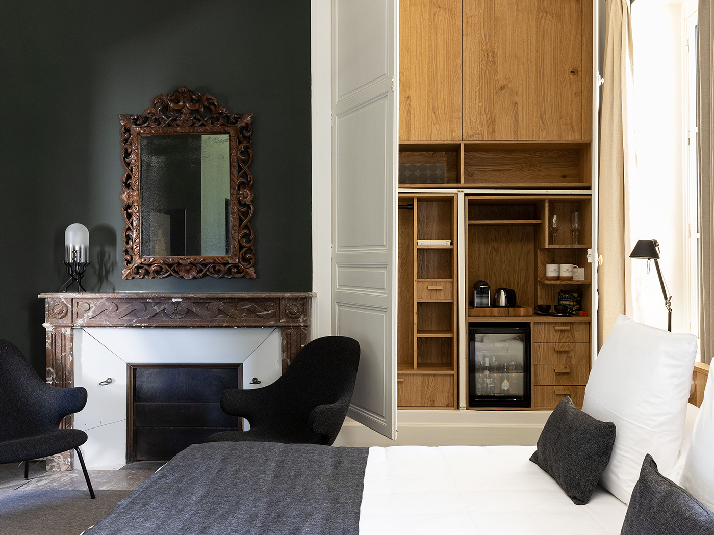 Chateau De La Resle Room Chablis V3 02