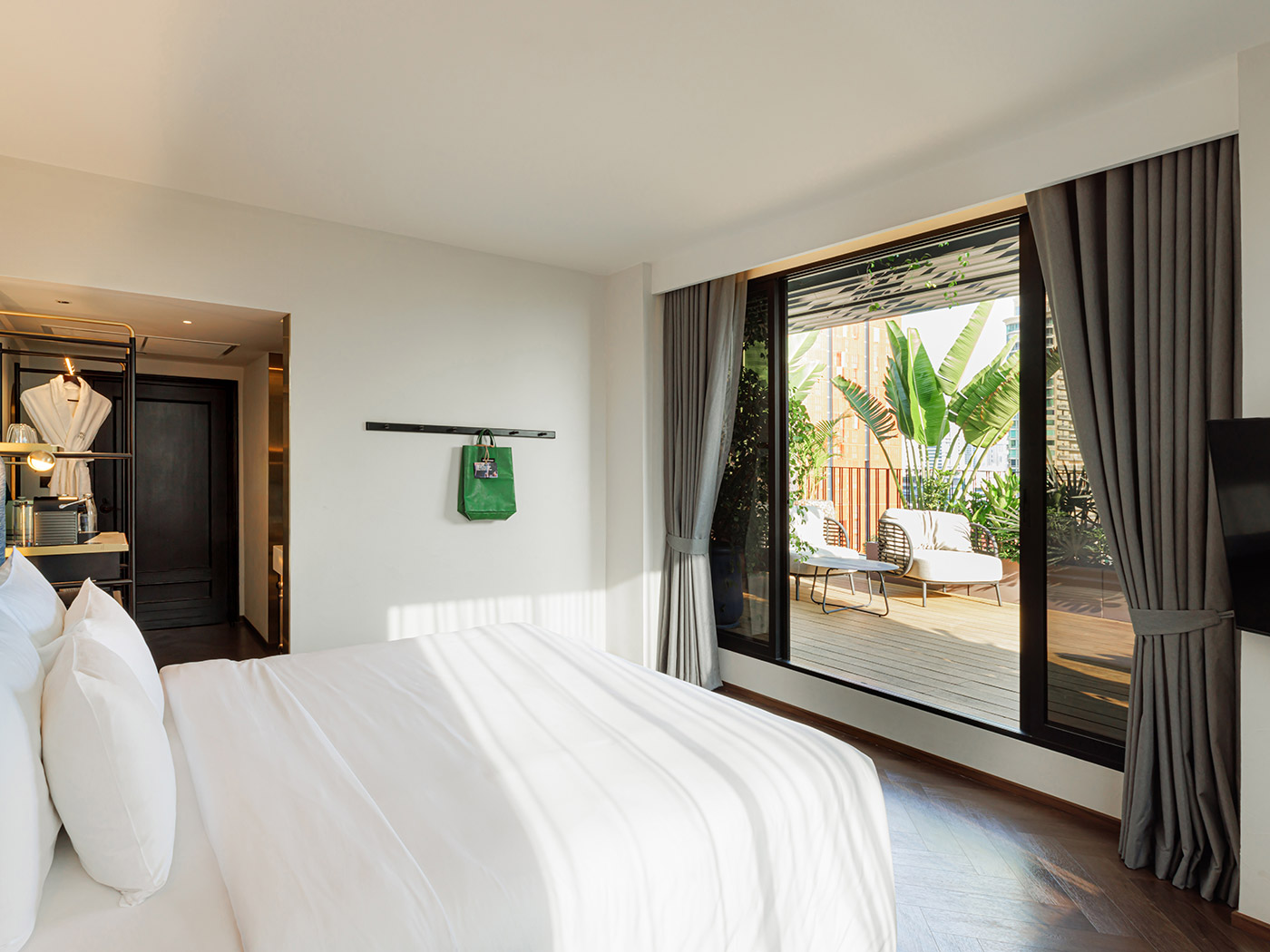 Public House Bangkok Sky Terrace R V2 04