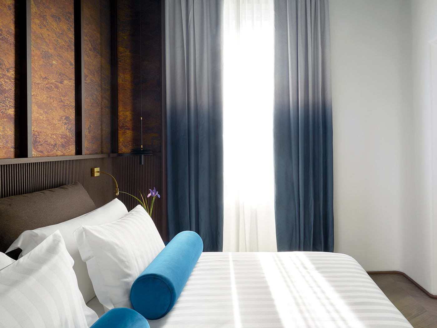 Palazzo Velabro Rome View Deluxe Suite R 04